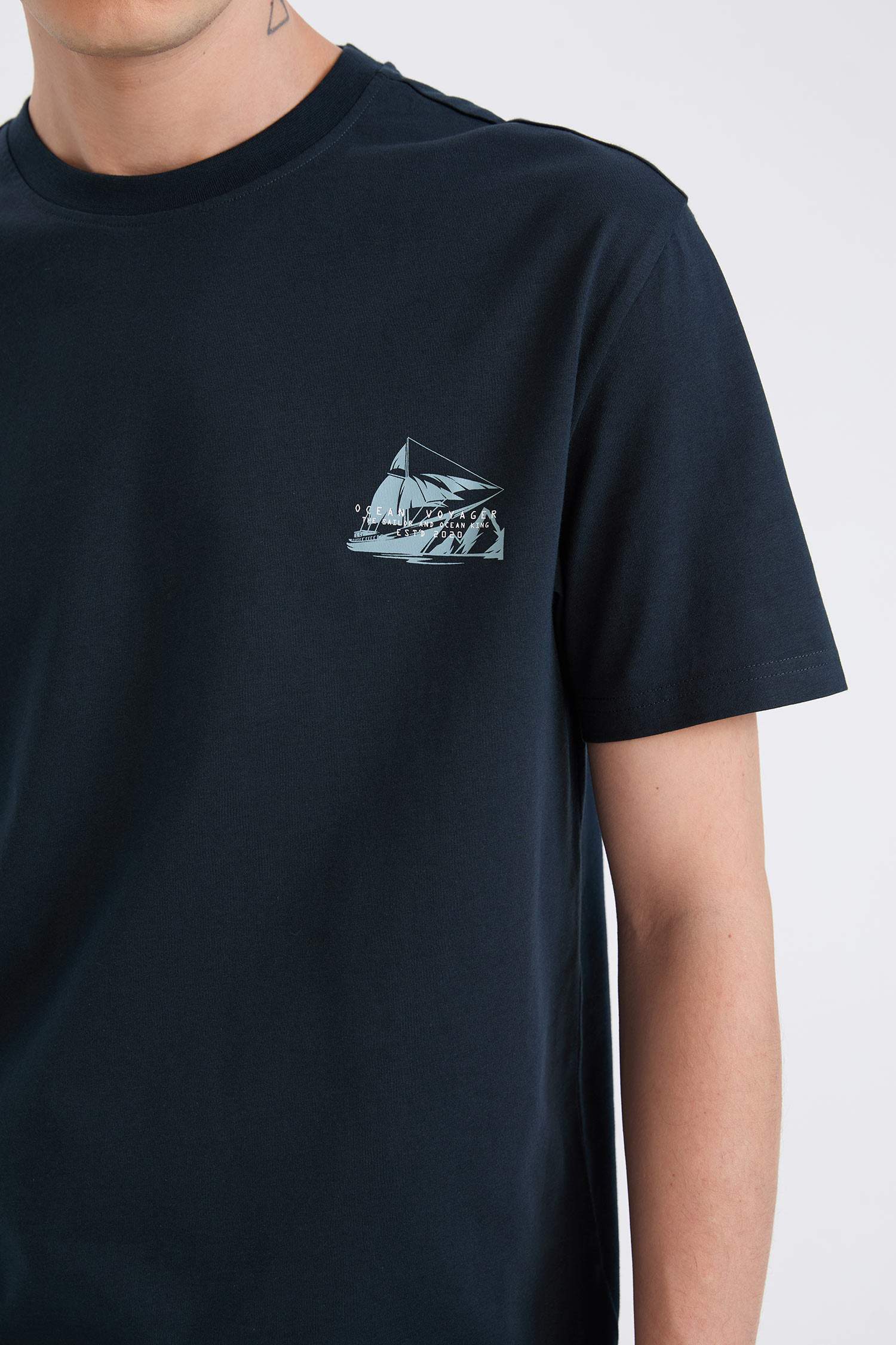 %100 Pamuk Regular Fit Bisiklet Yaka Baskılı Kısa Kollu Tişört