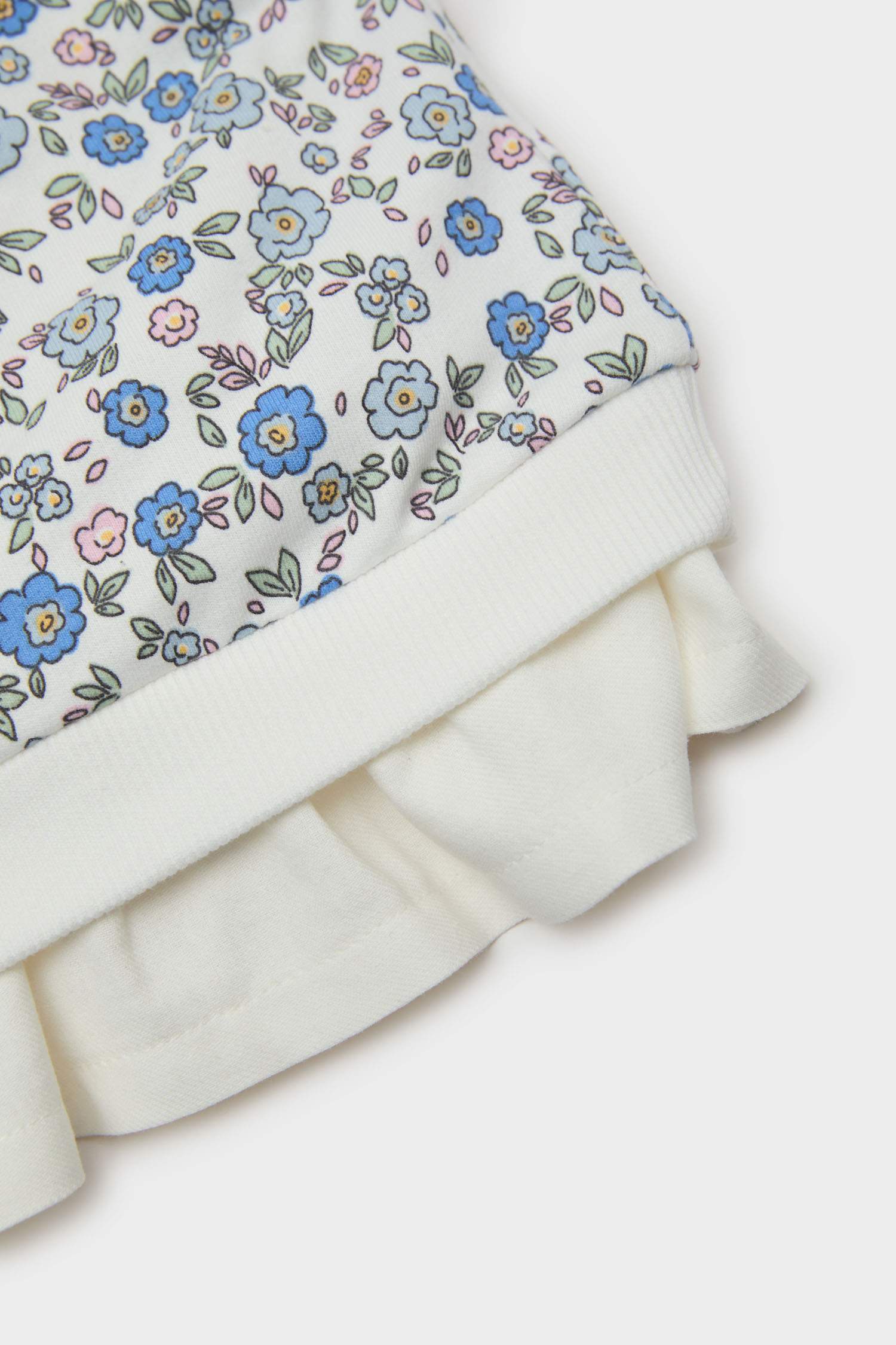 طقم سويت شيرت بنات و سروال ضيق فلورال