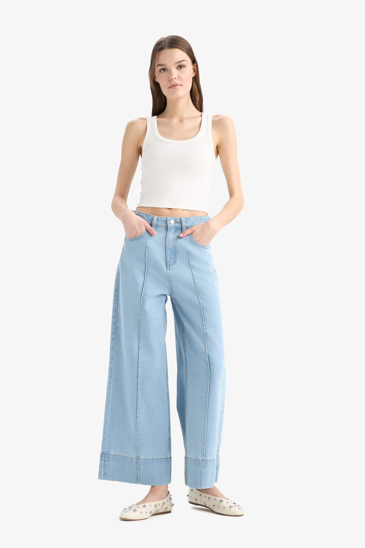 Укороченные джинсы с высокой талией и широкими прямыми брюками в стиле crop fit