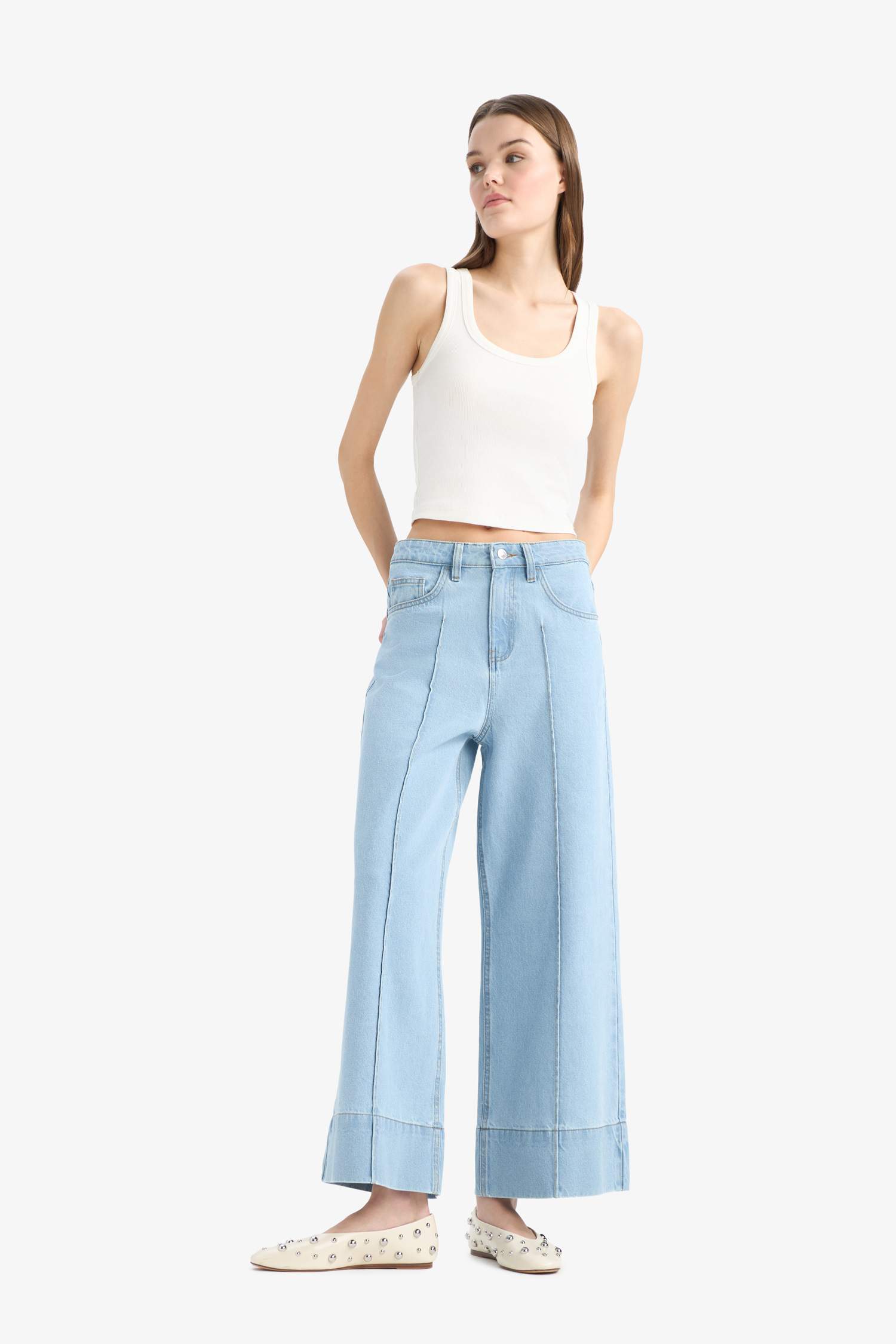 Укороченные джинсы с высокой талией и широкими прямыми брюками в стиле crop fit