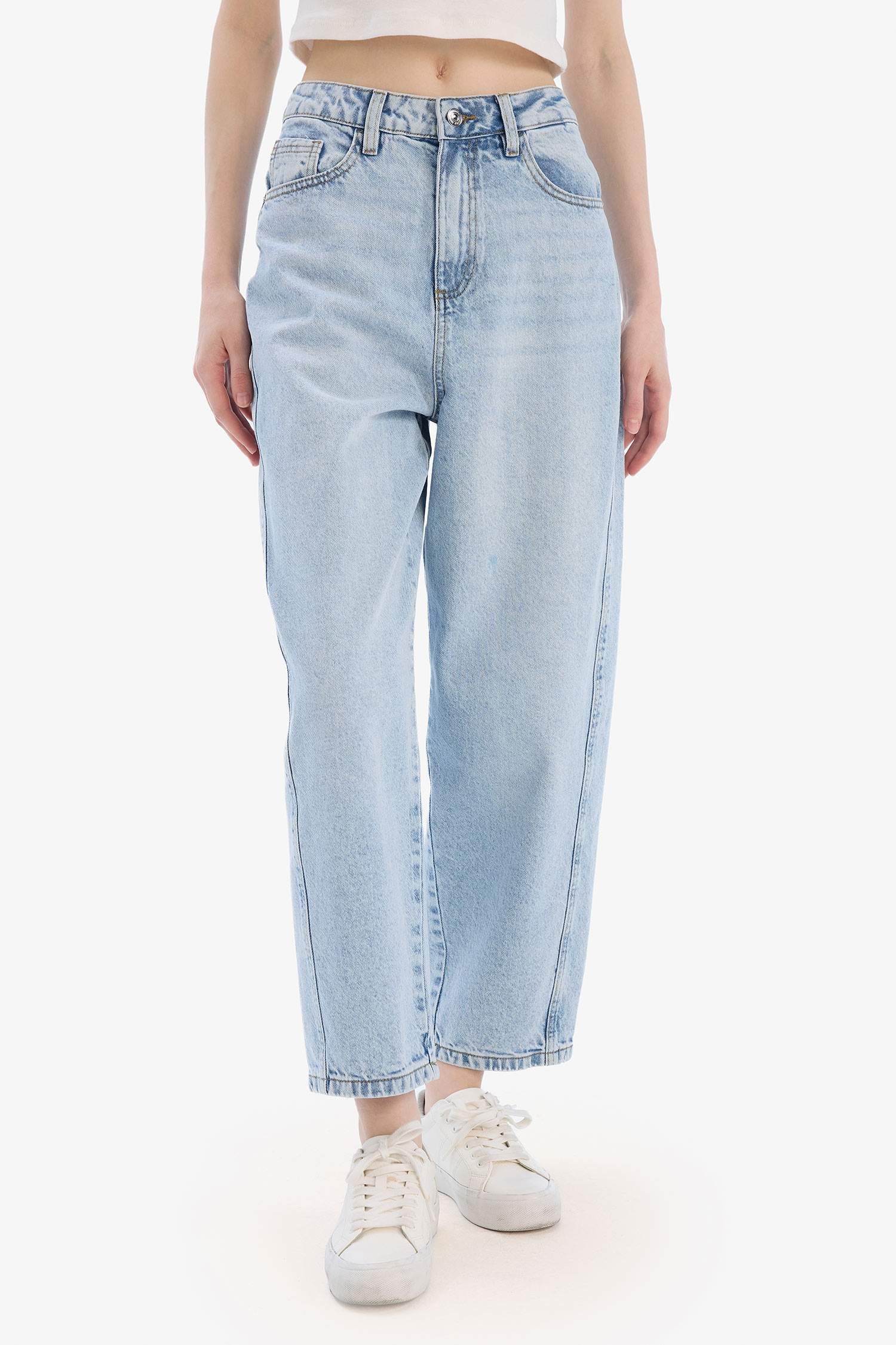 بنطلون جينز كاروت فيت بخصر عالي