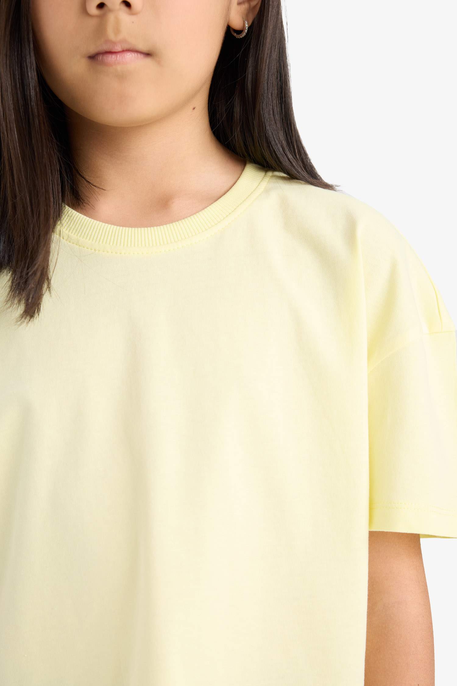 تيشيرت بناتي نص ردن قصة مريحة بياخة مستديرة - قطعتين