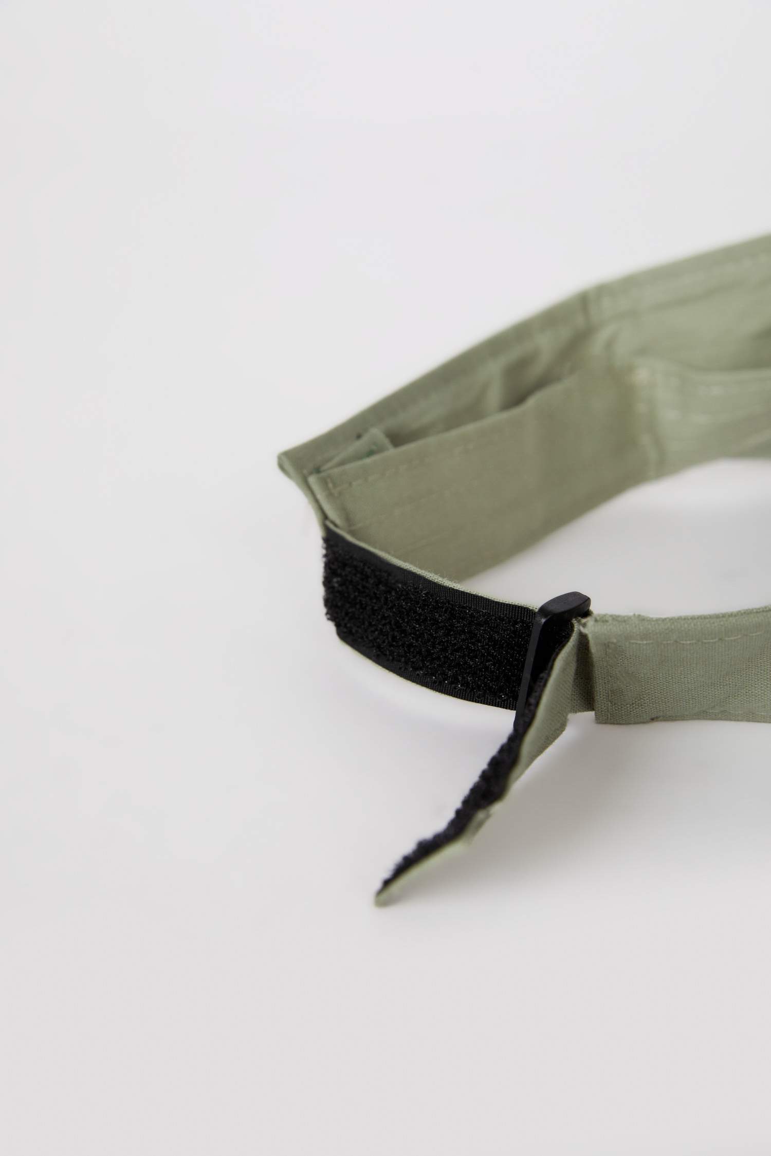 Kadın Etiket Baskılı Dokuma Vizör Şapka