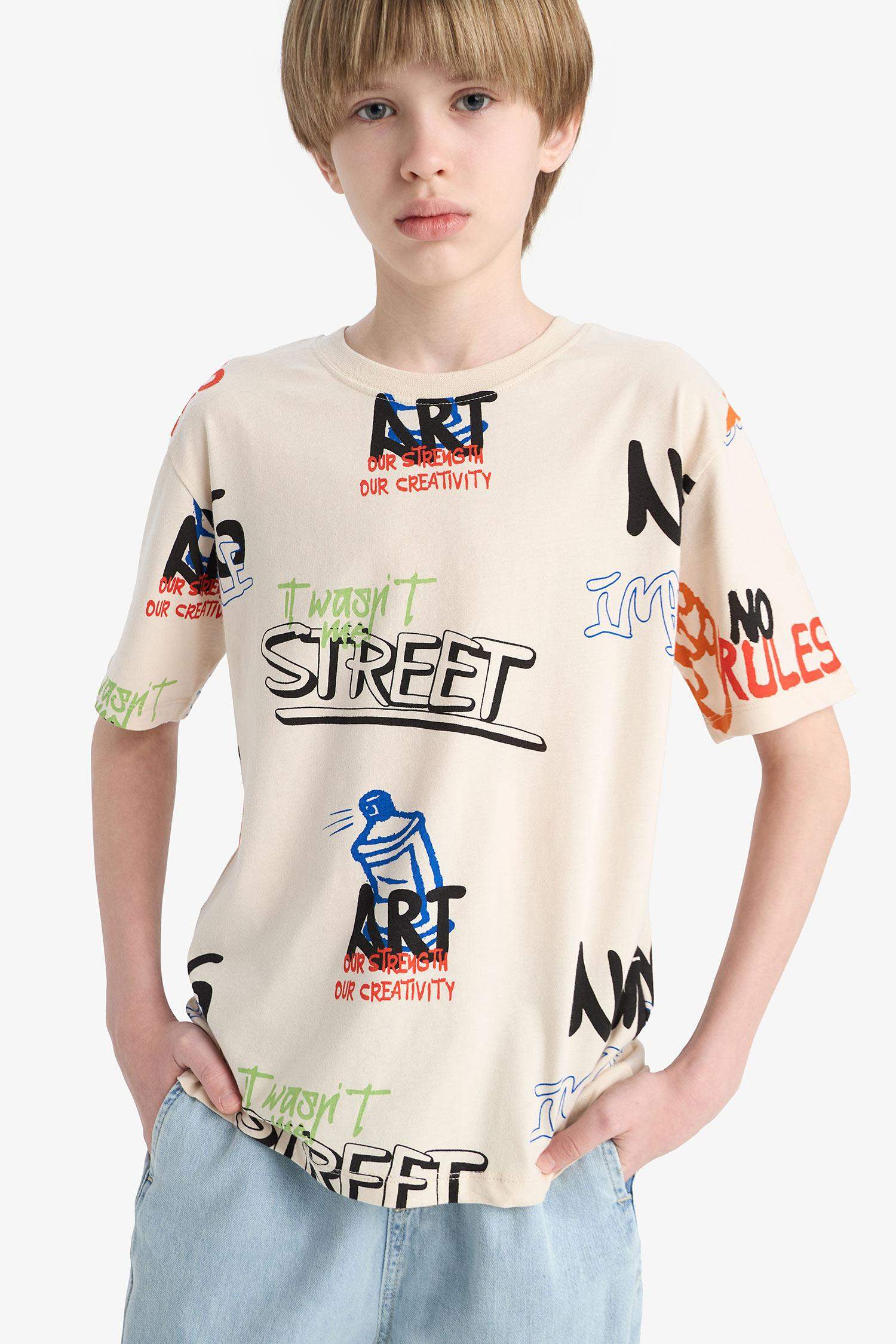 Ұлдарға дөңгелек жаға басып шығарылған қысқа жеңді Қысқа жеңді футболка