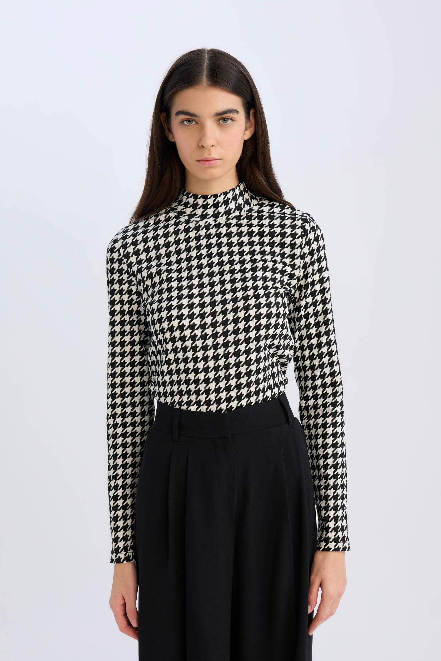 T-shirt Slim à manches longues imprimé à col roulé