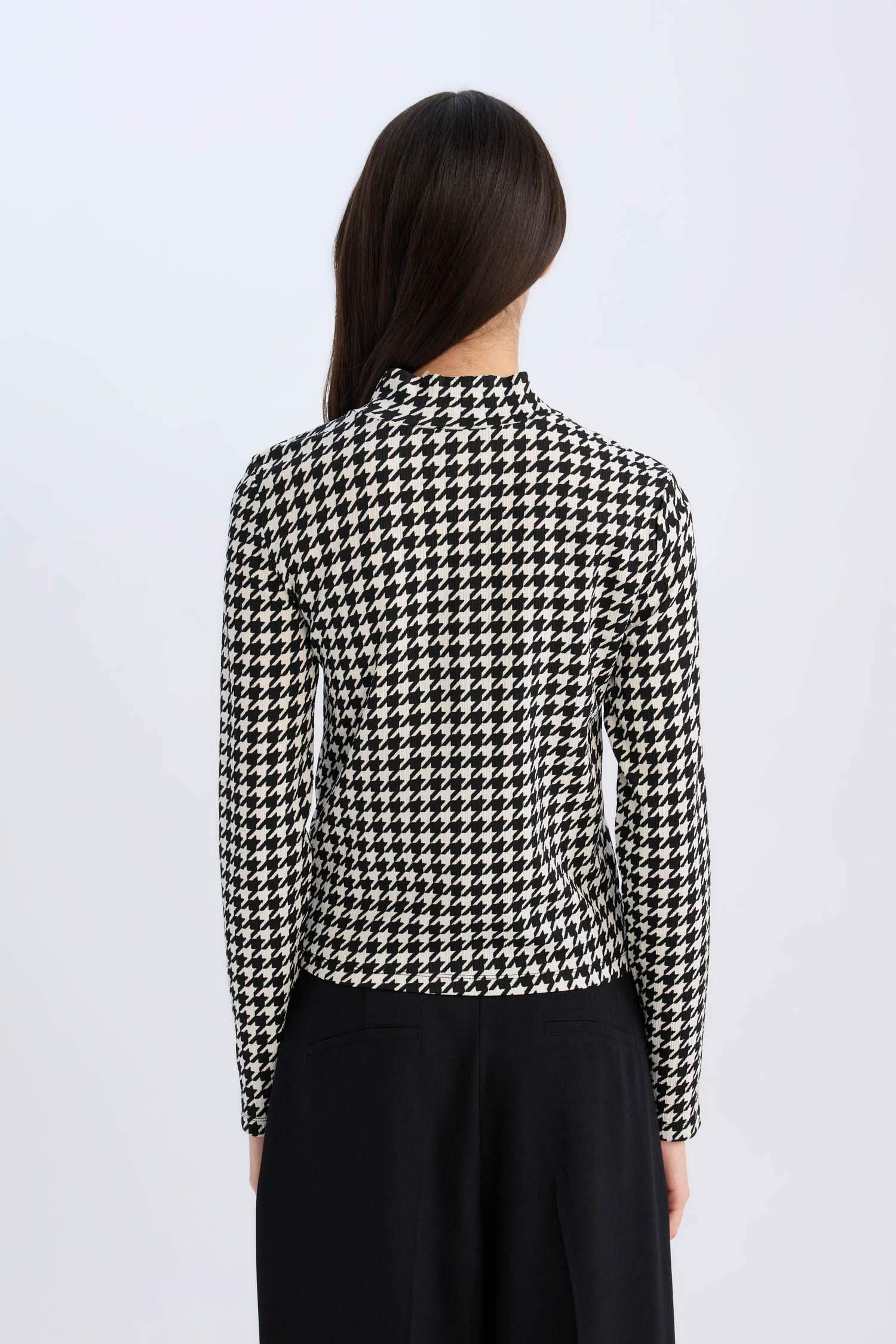 T-shirt Slim à manches longues imprimé à col roulé