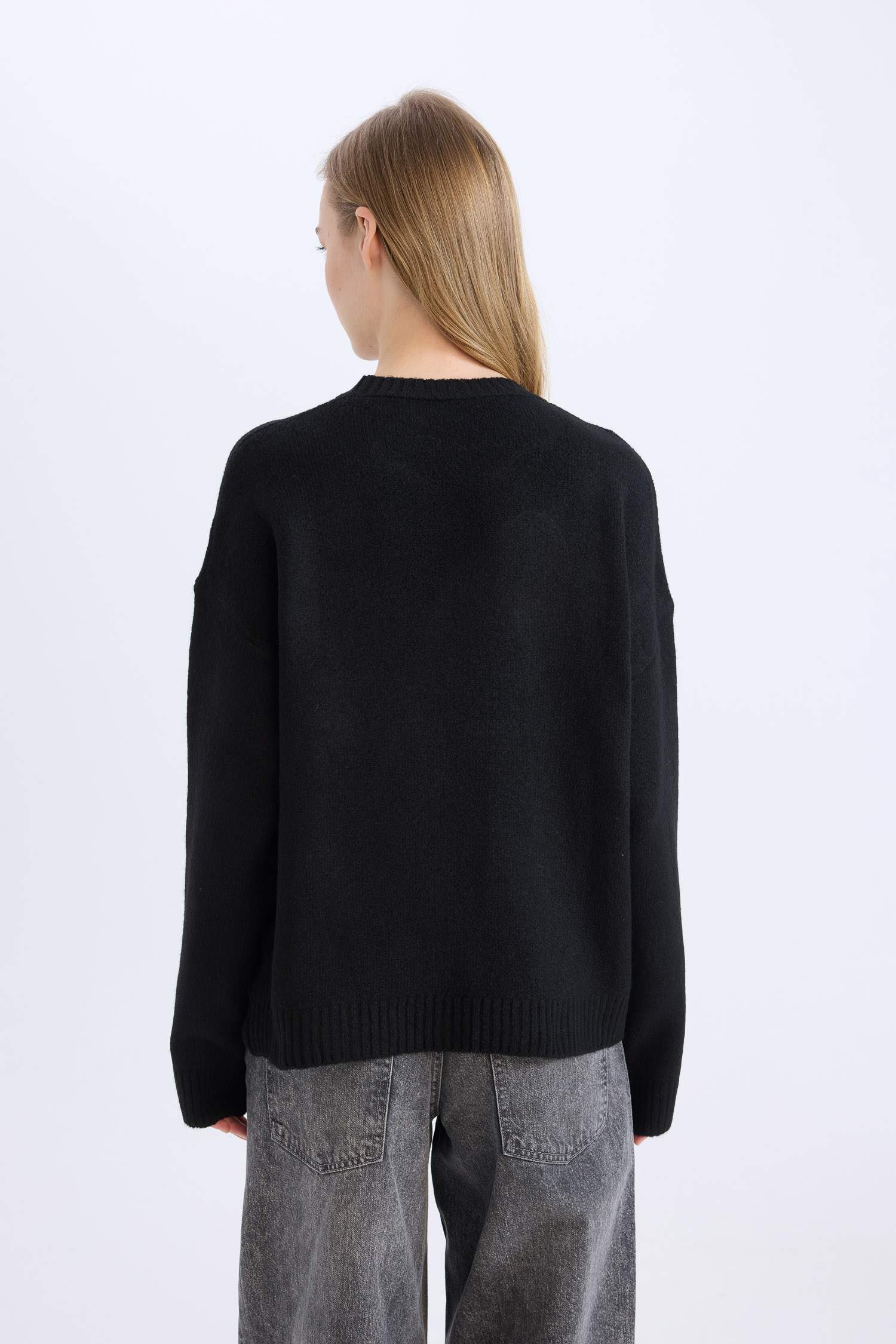 Oversize Fit Crew Neck Knitwear Pullover