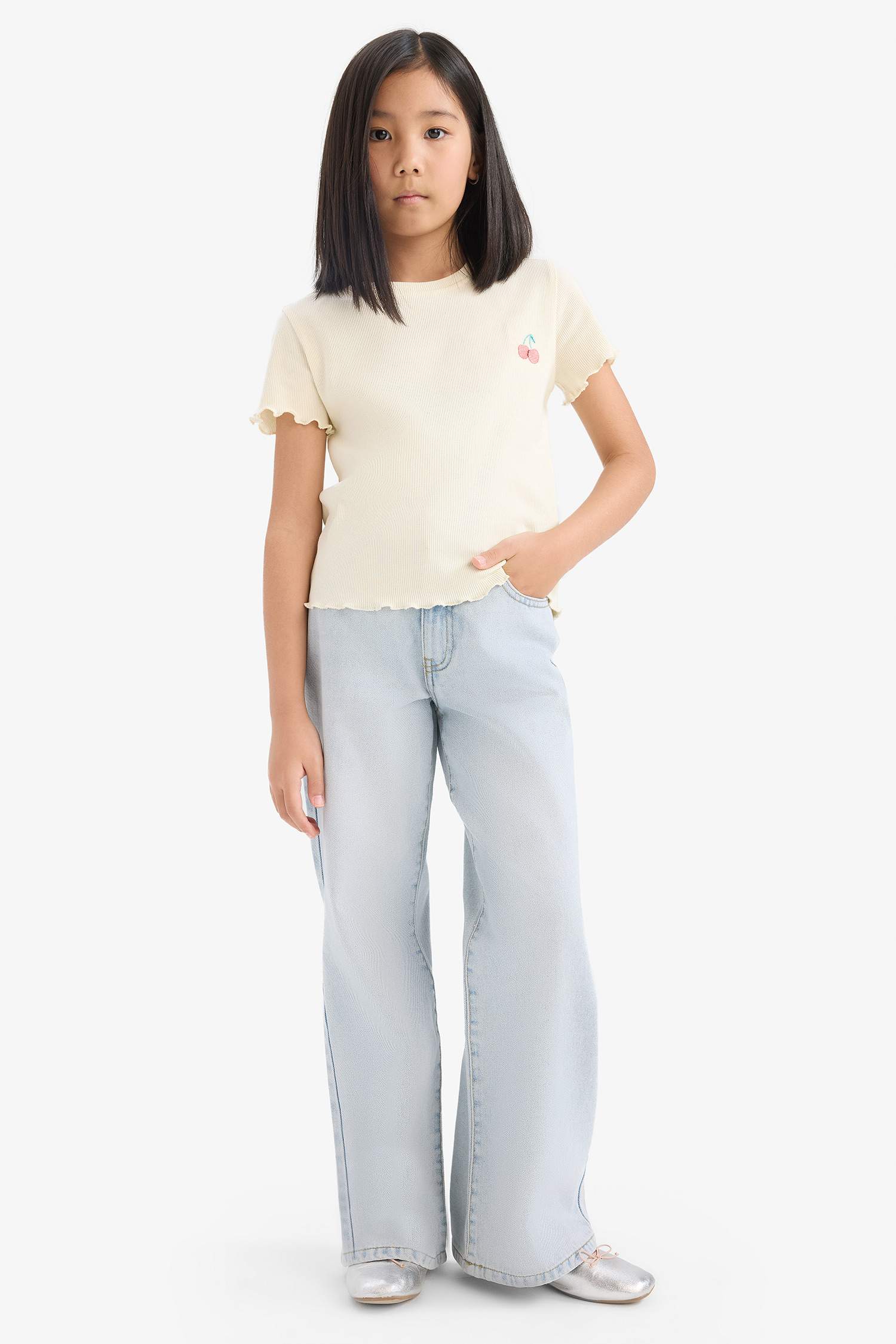 Kız Çocuk Slim Fit Dar Kesim Bisiklet Yaka Baskılı Fitilli Kaşkorse Kısa Kollu Tişört