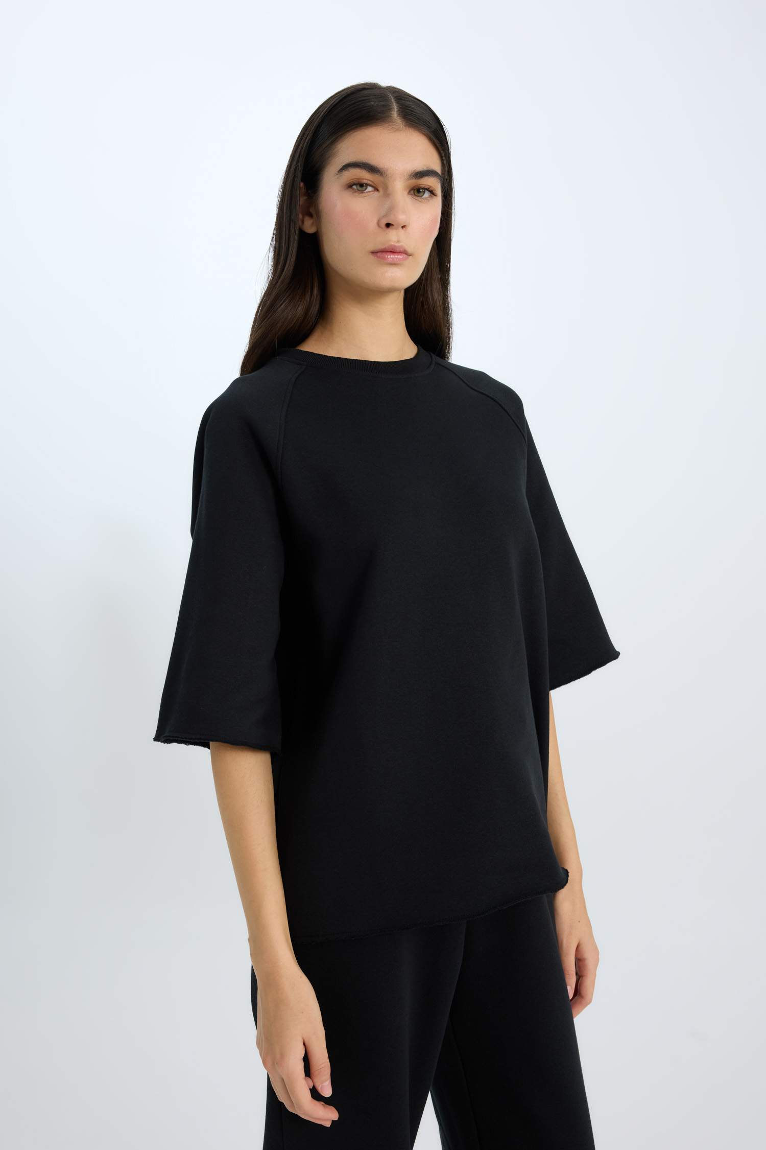 үлкен пішім дөңгелек жаға Свитер