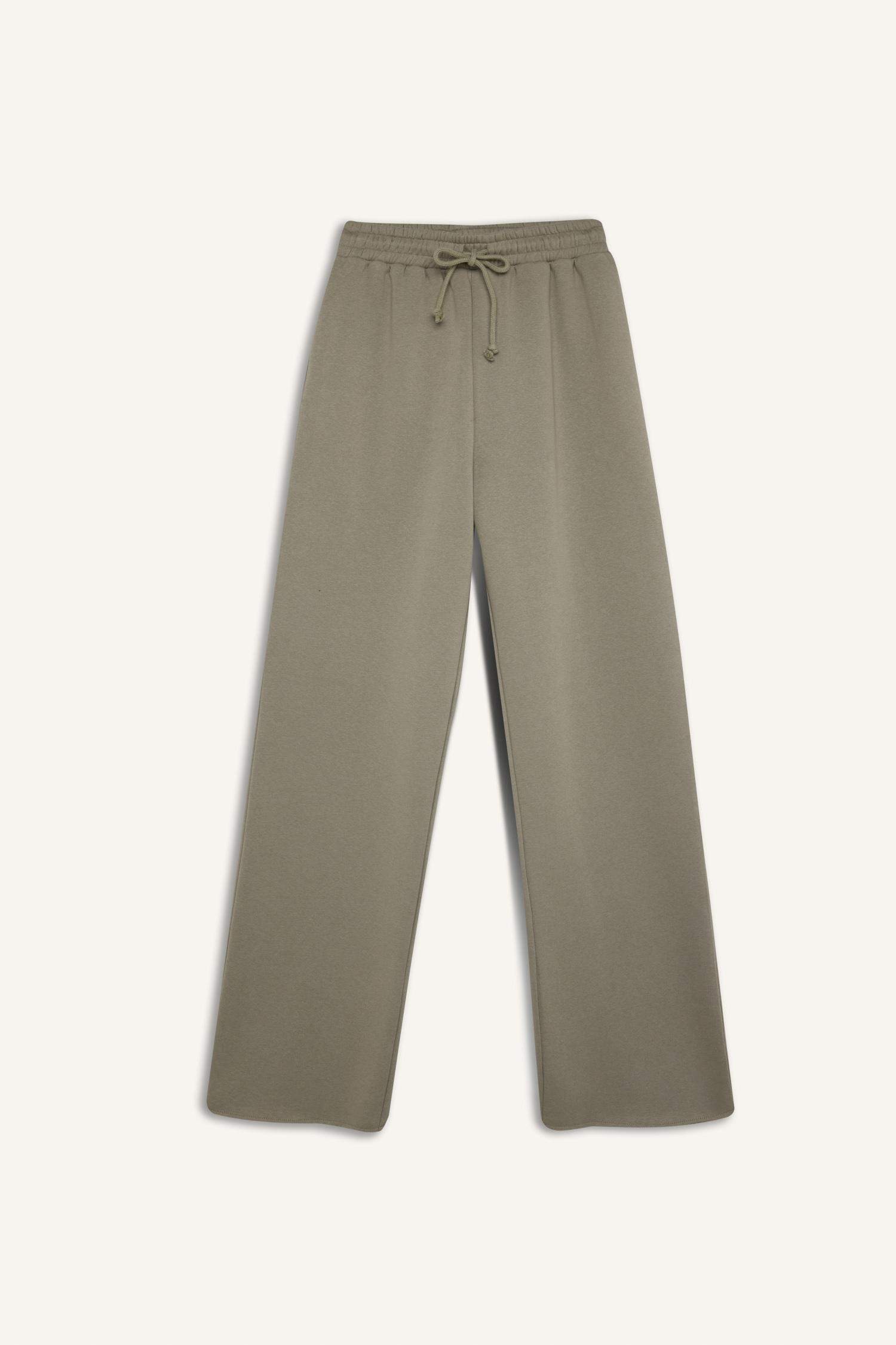 بنطلون برجل واسع وايد ليج