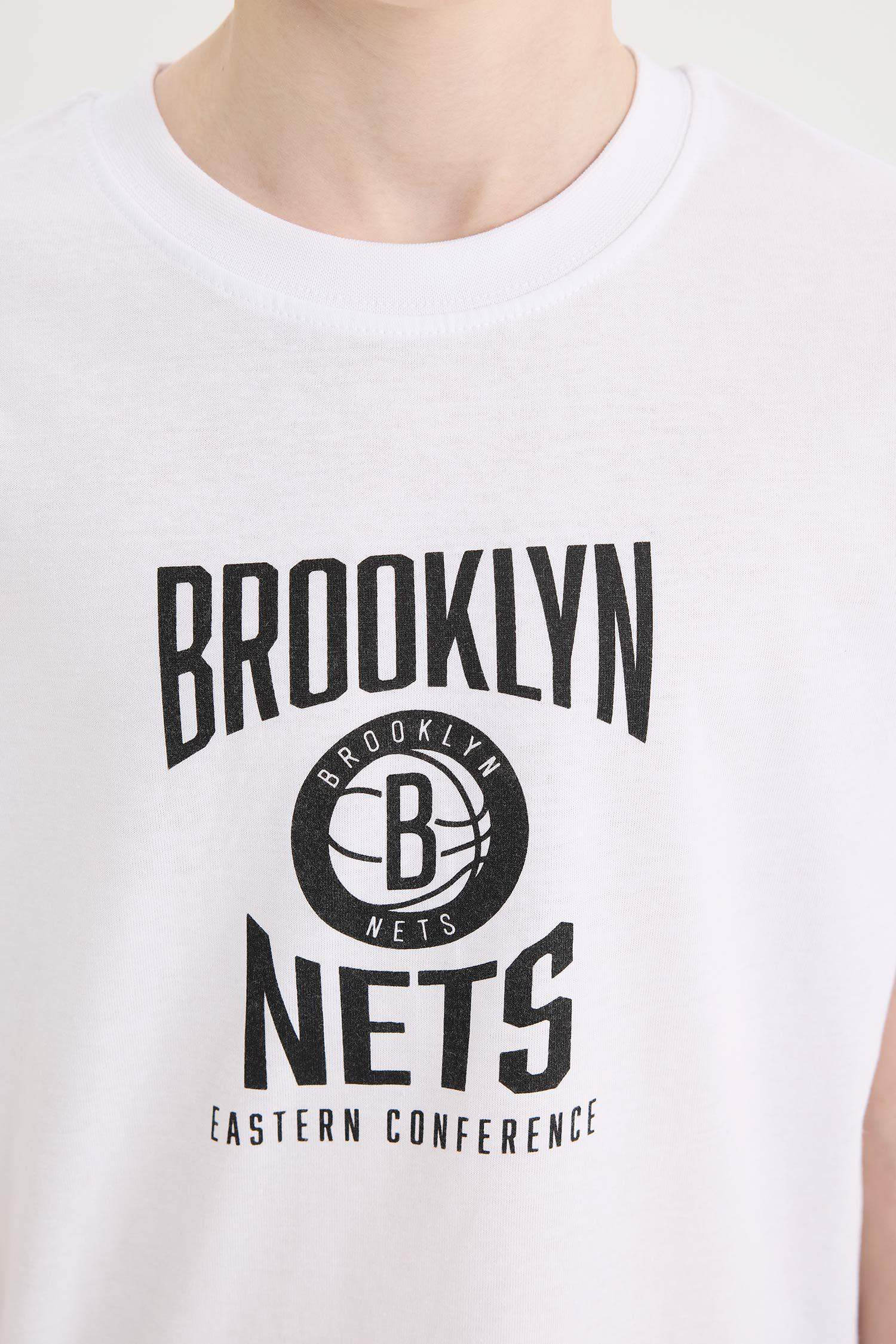 Erkek Çocuk NBA Brooklyn Nets Bisiklet Yaka Sırt Baskılı Kısa Kollu Tişört