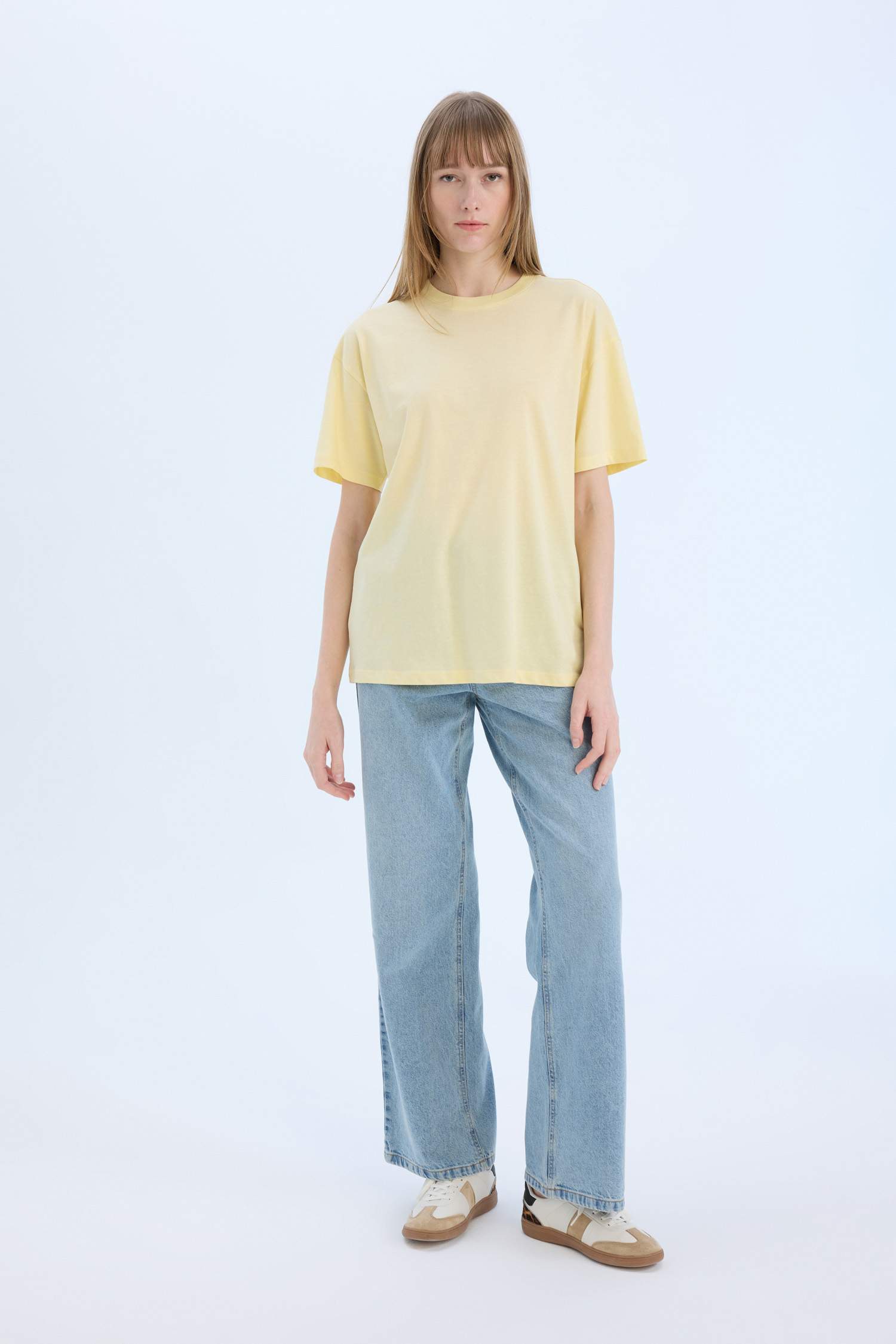 Oversize Fit Crew Neck Short Sleeve T-Shirt