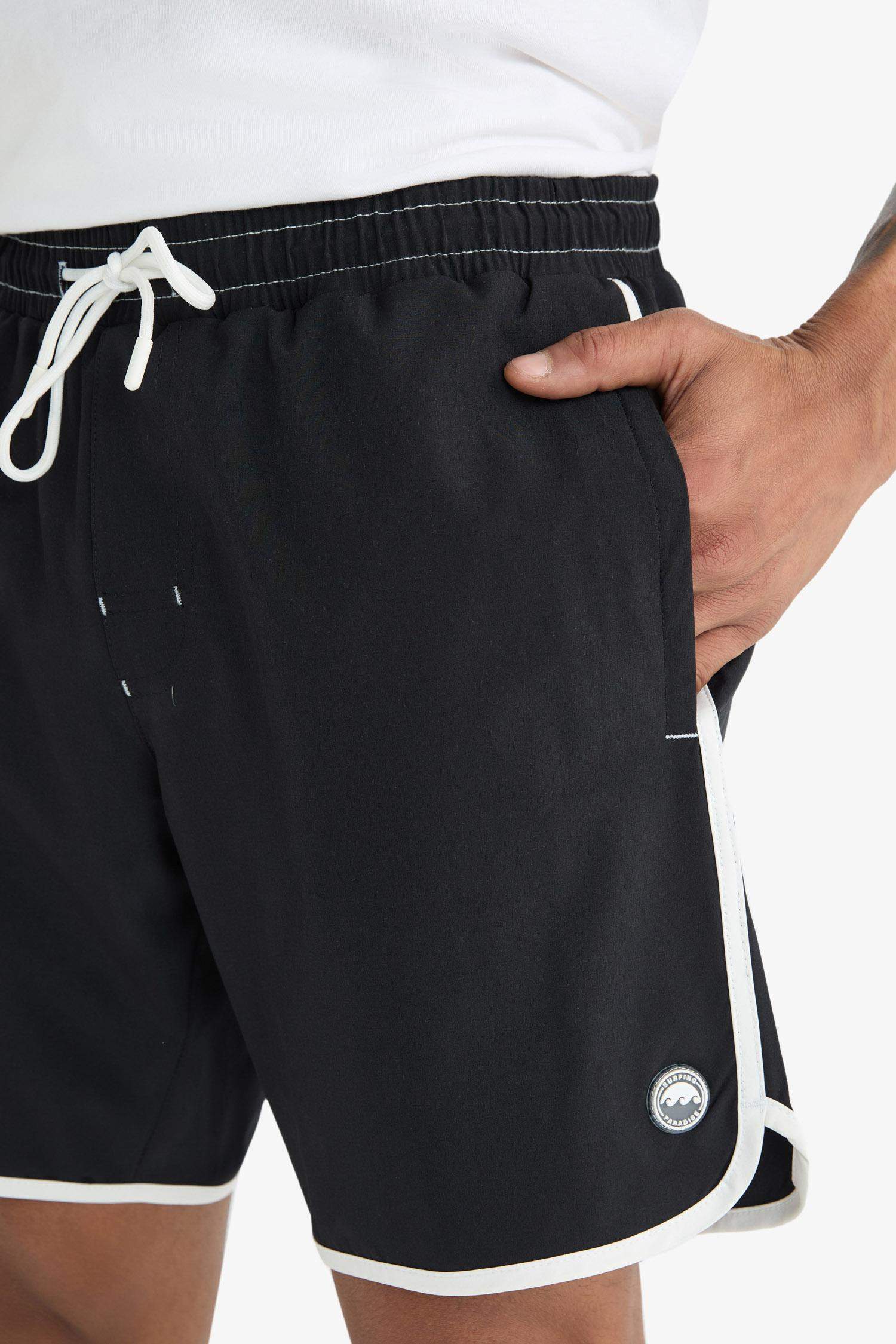 DeFactoFit Regular Fit Esnek Dokulu Kısa Boy Deniz Şortu