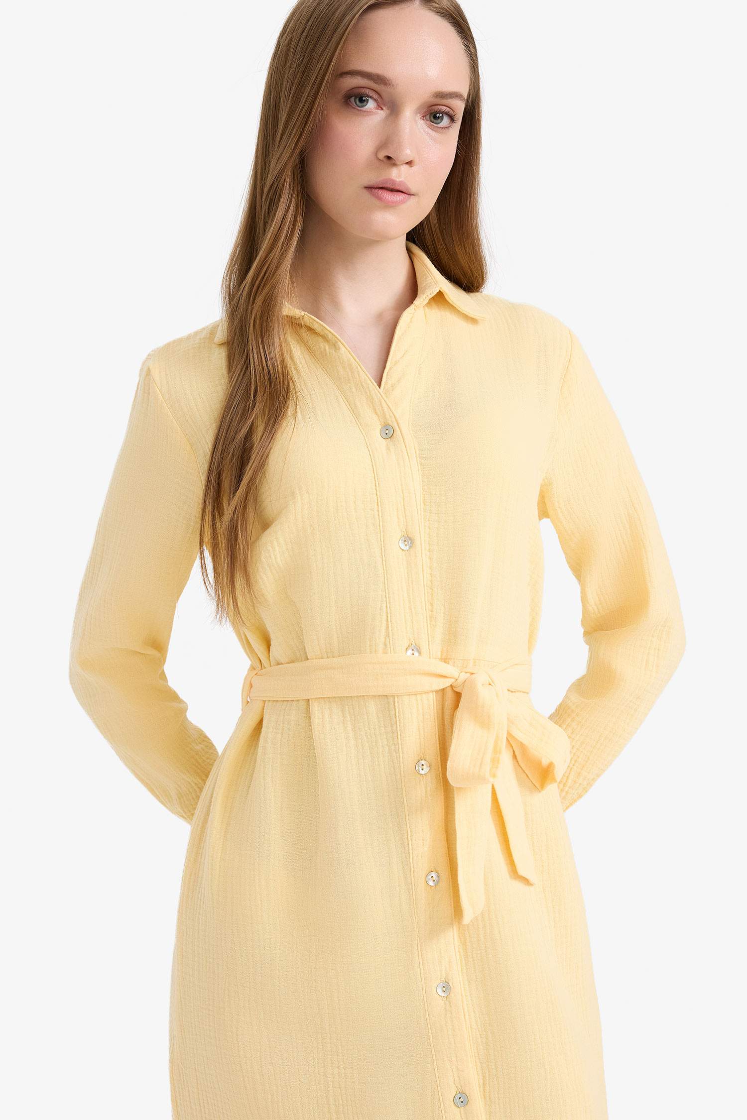 Gömlek Yaka Kuşaklı Müslin Uzun Kollu Maxi Elbise