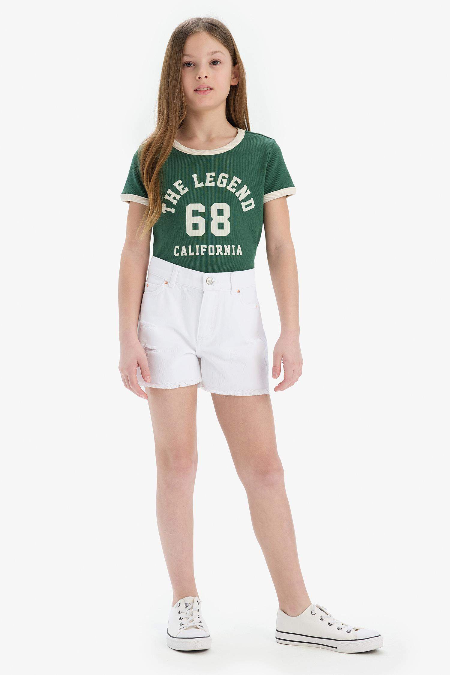 Джинсовые шорты с рваными деталями для девочек