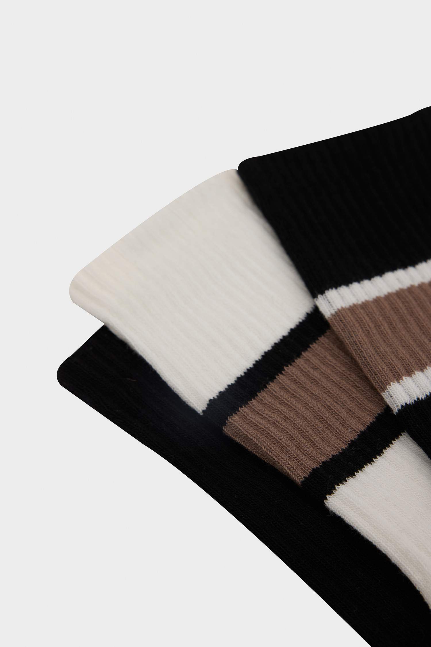 Man Comfortable Elastic 3 Piece Cotton Long Socks