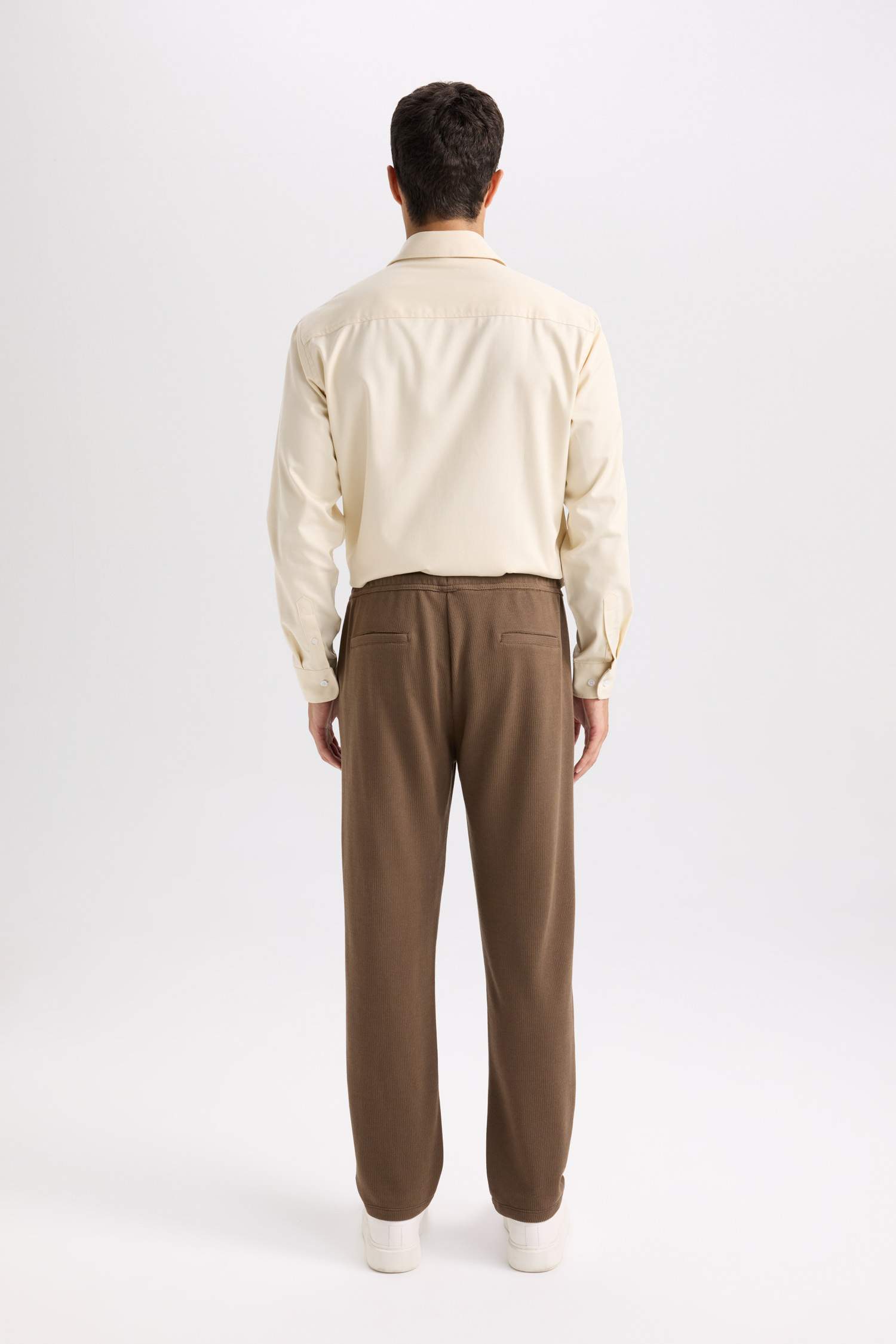 Regular Fit Eşofman Altı Beli Bağcıklı Cep Detaylı Düz Paça