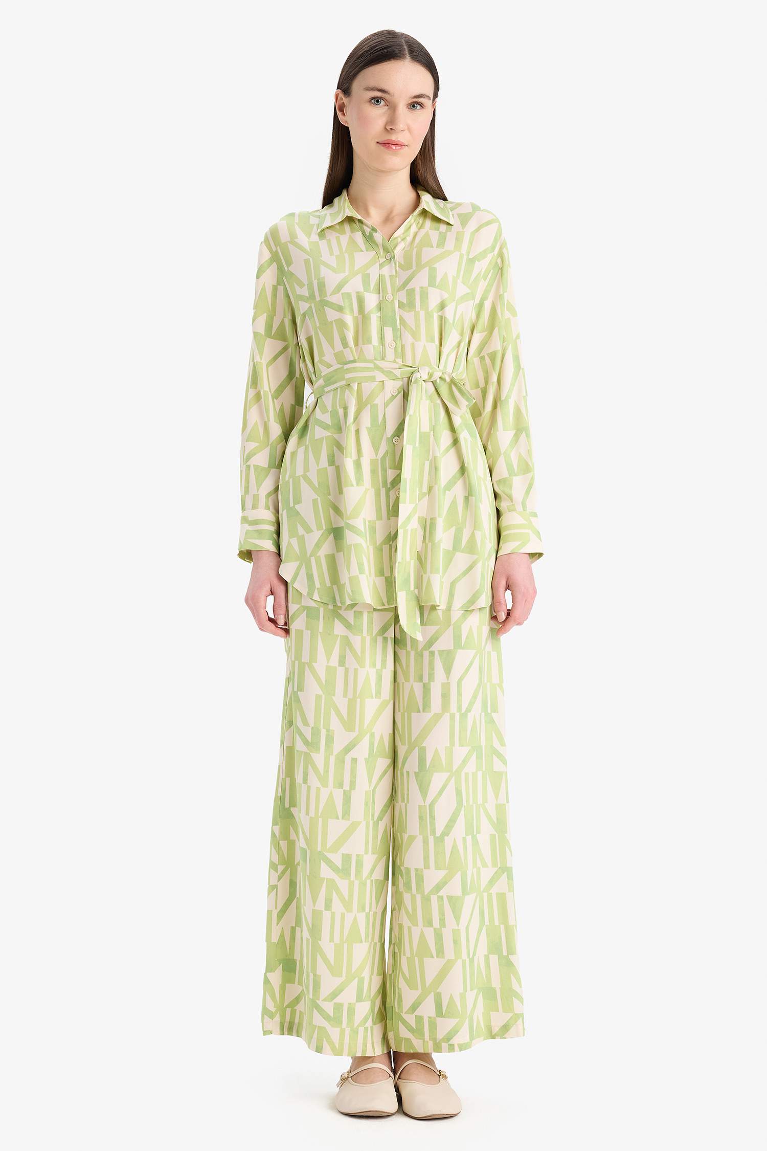 Relax Fit Desenli Viskon Uzun Kollu Tunik