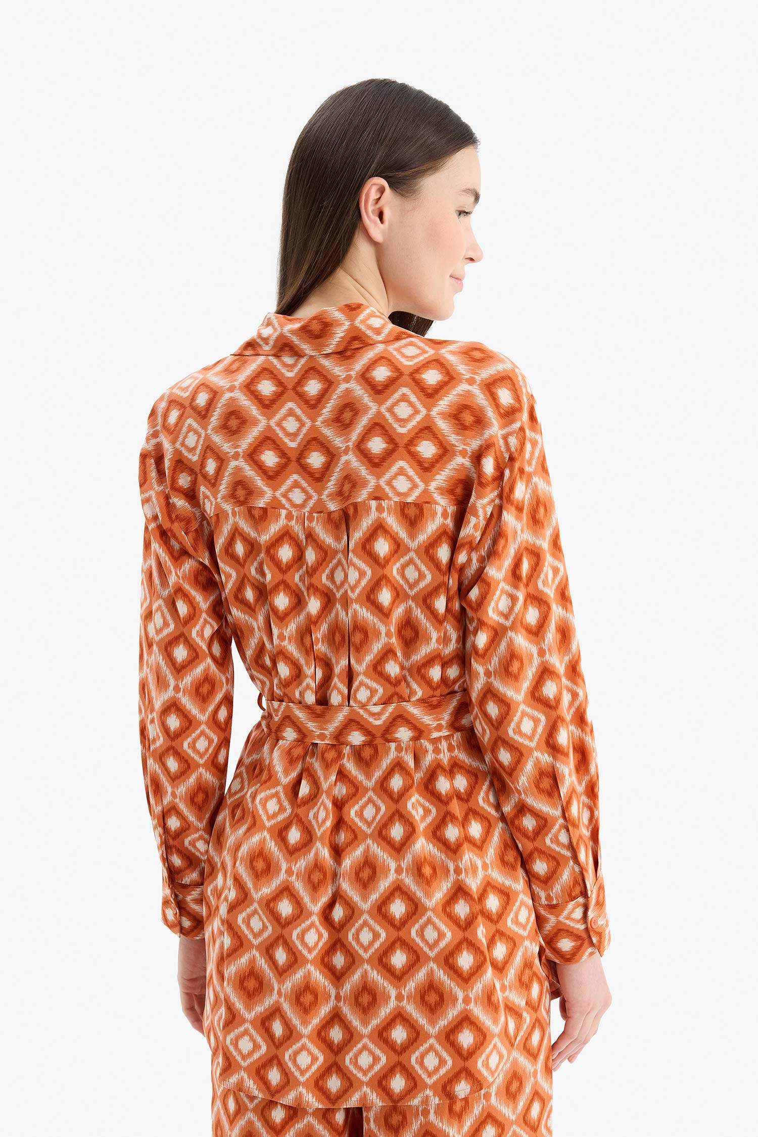 Relax Fit Desenli Viskon Uzun Kollu Tunik