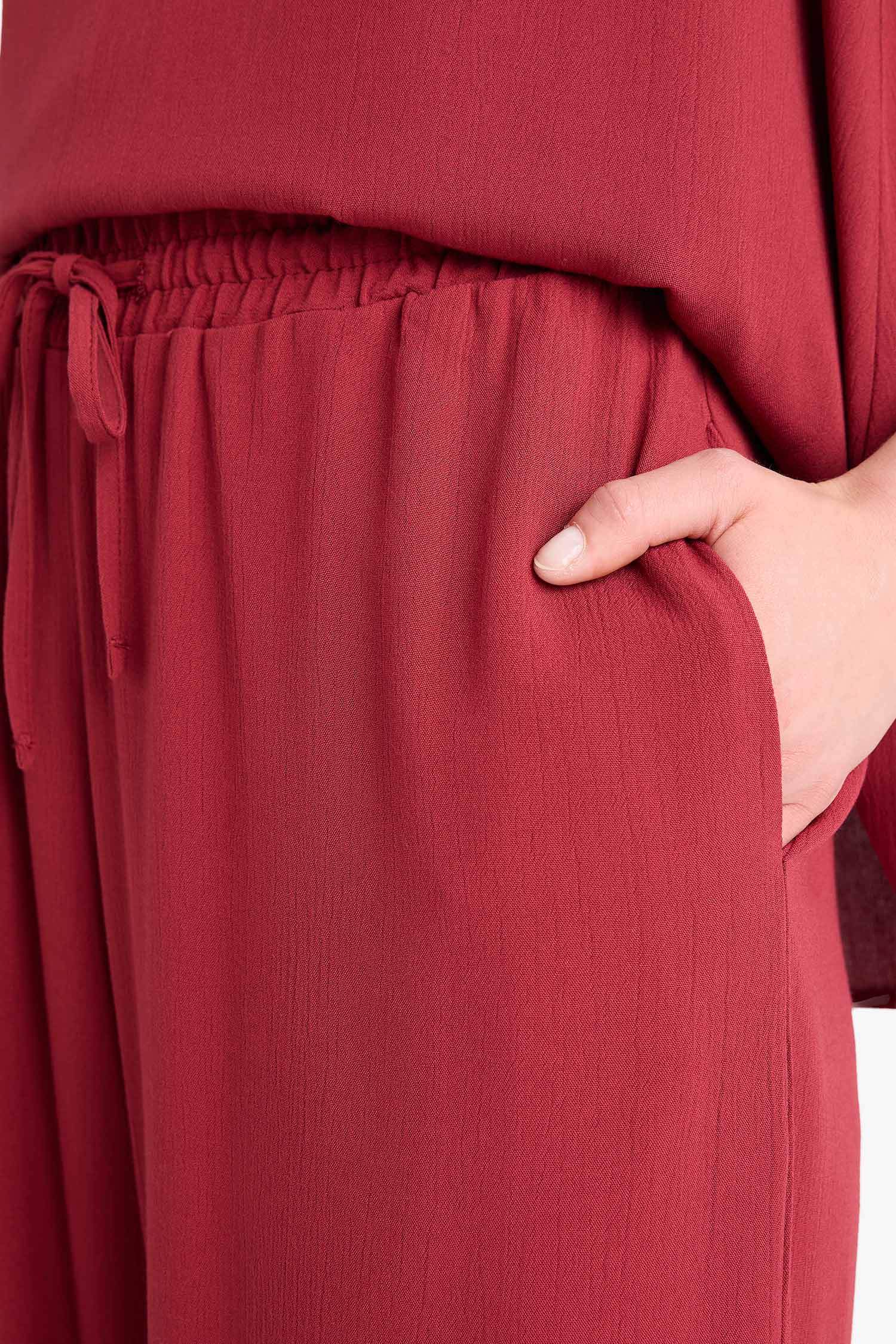 لبس بحر قصة عادية من Fall in Love