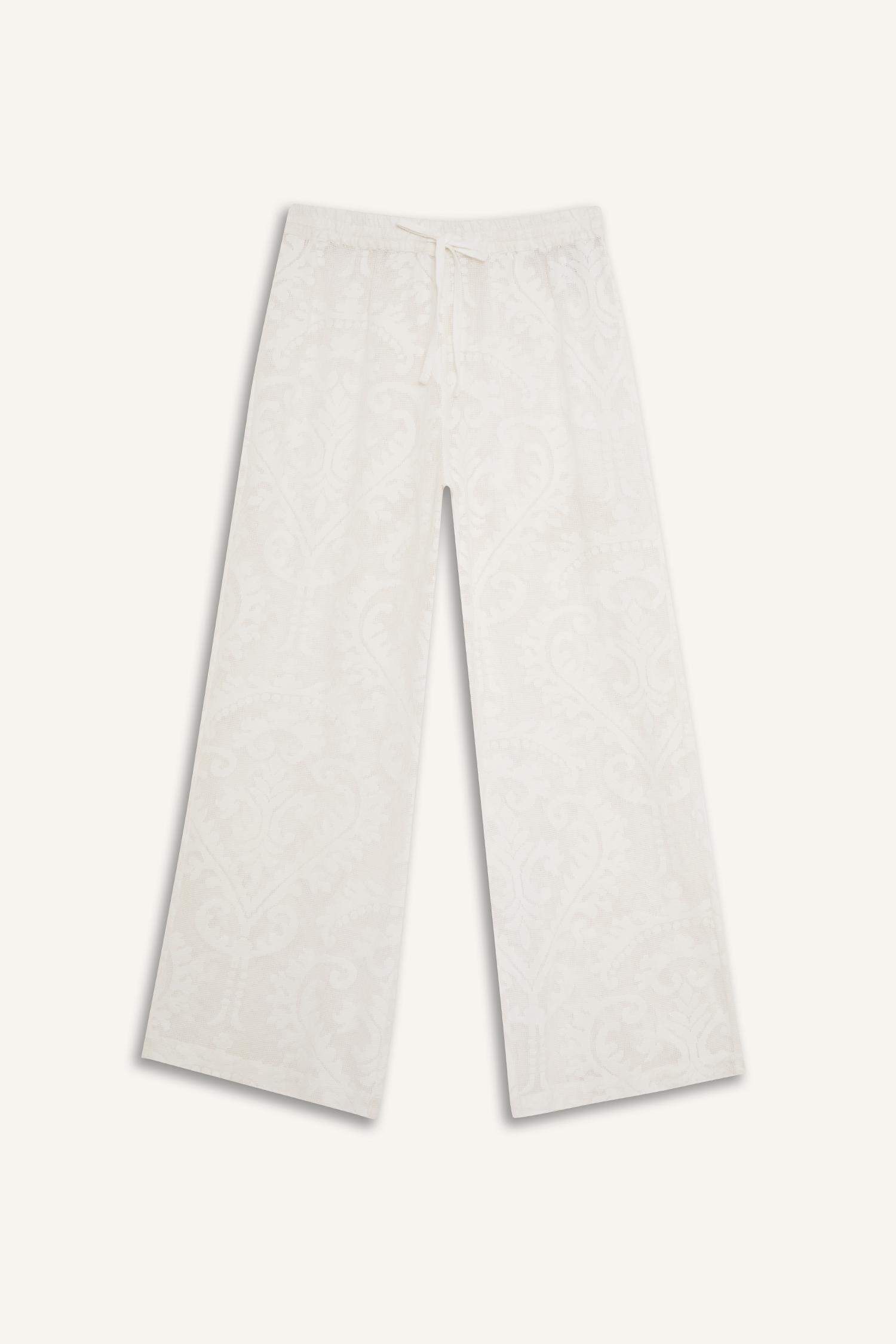 Dantelli Beli Lastikli Beyaz Plaj Pantolonu-Fall in Love