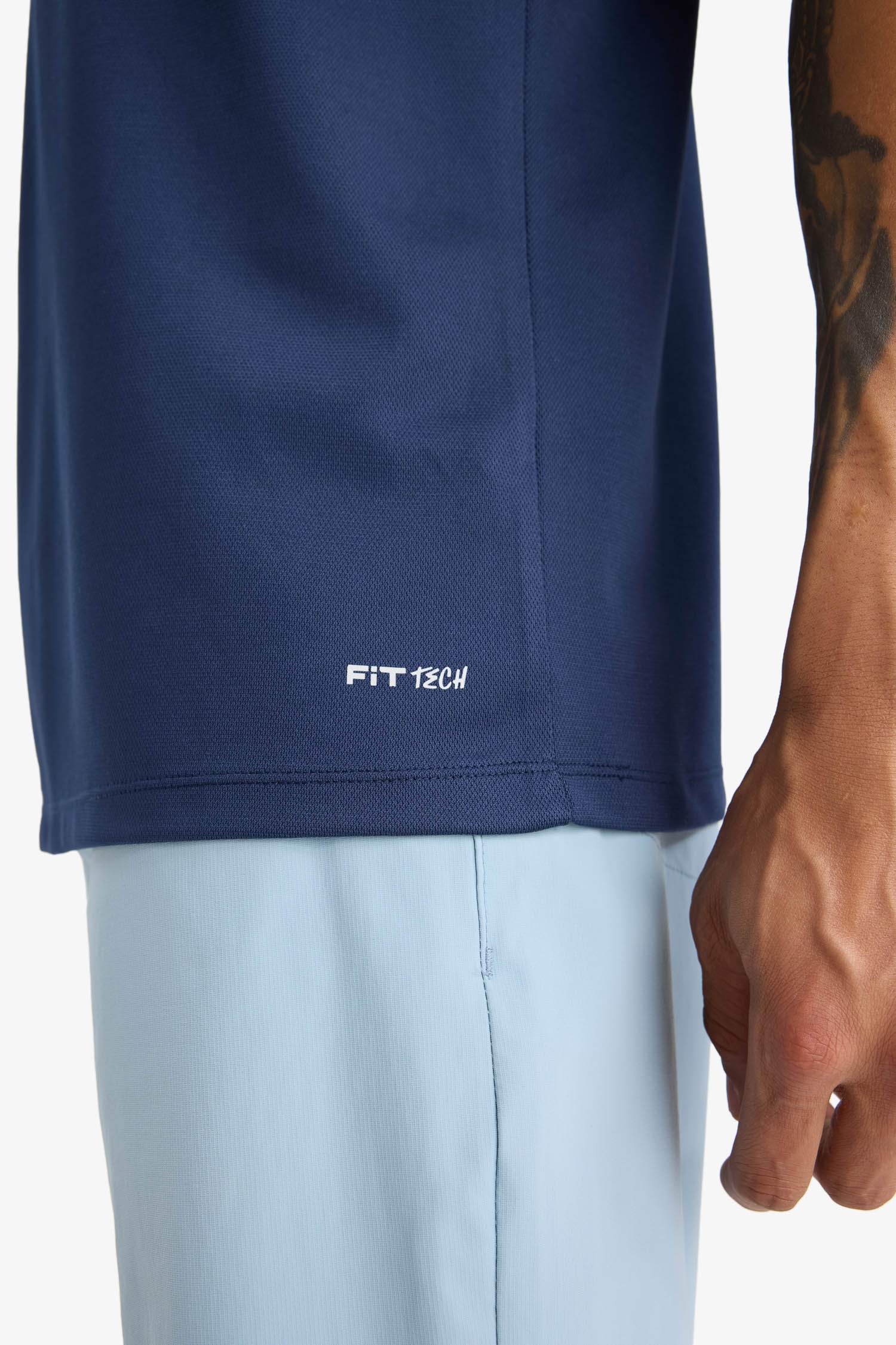 تيشيرت بولو بيكيه نص ردن سليم فيت من DeFactoFit