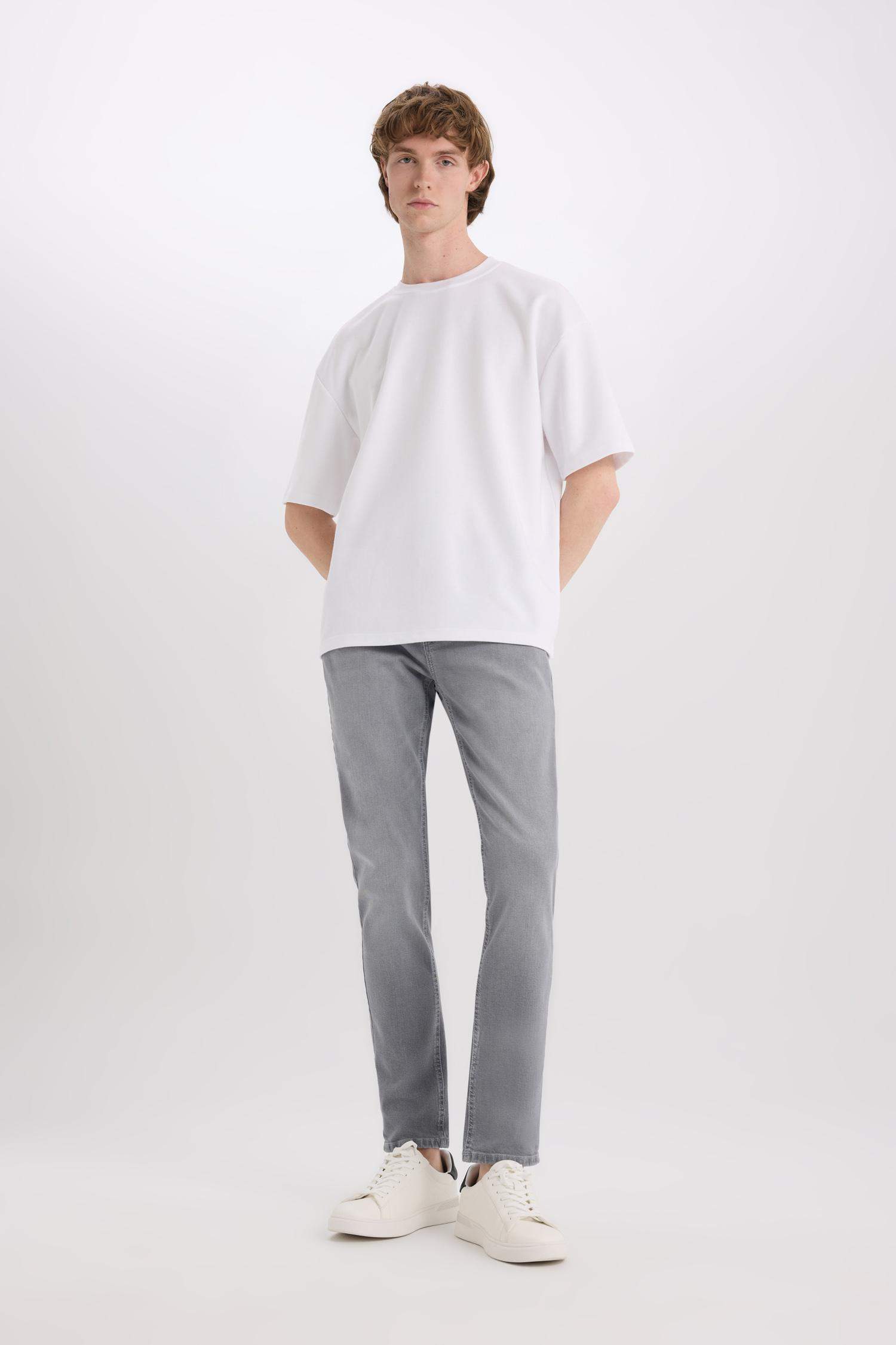 Pedro Slim Fit Dar Kalıp Normal Bel Dar Paça Jean Pantolon