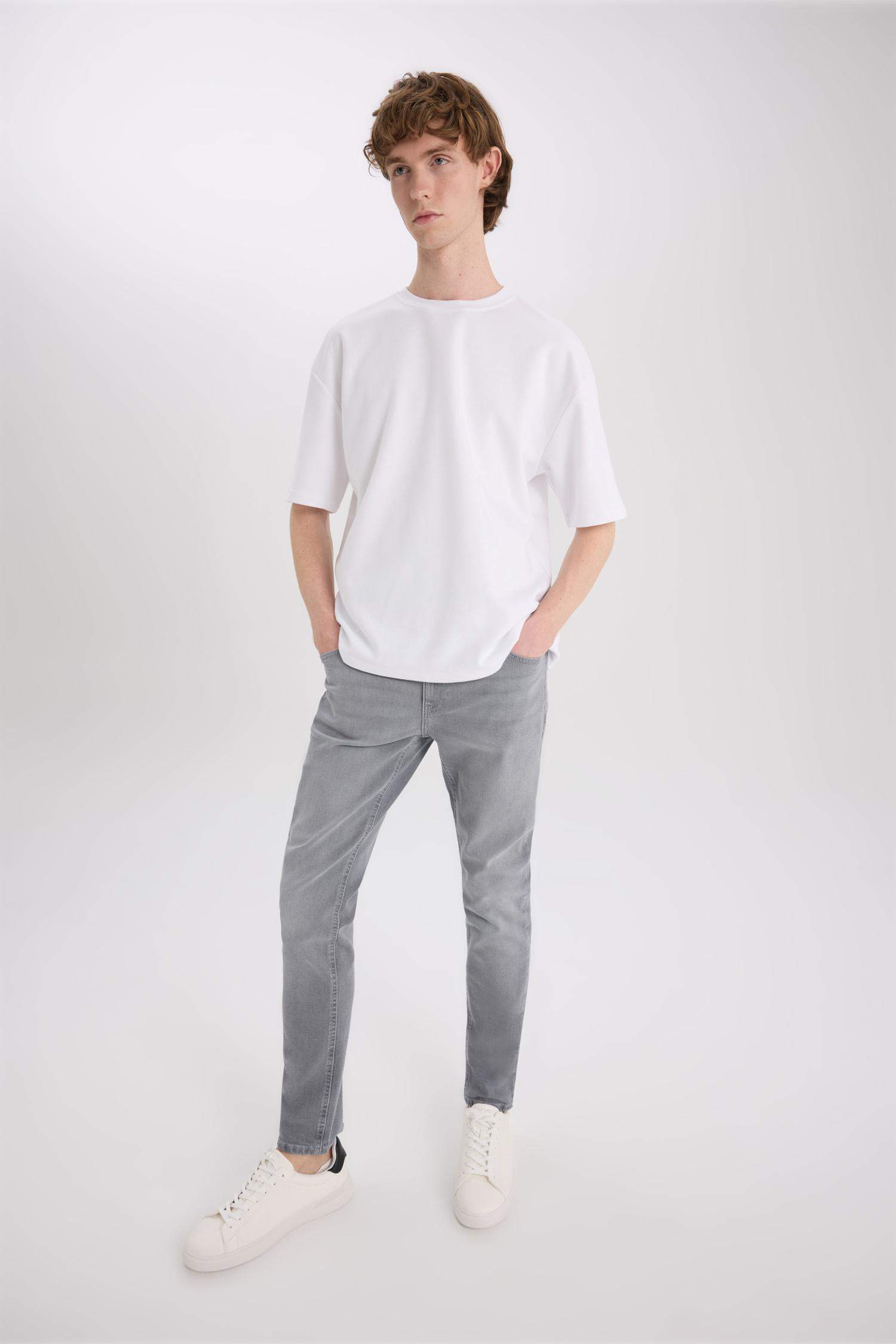 Pedro Slim Fit Dar Kalıp Normal Bel Dar Paça Jean Pantolon