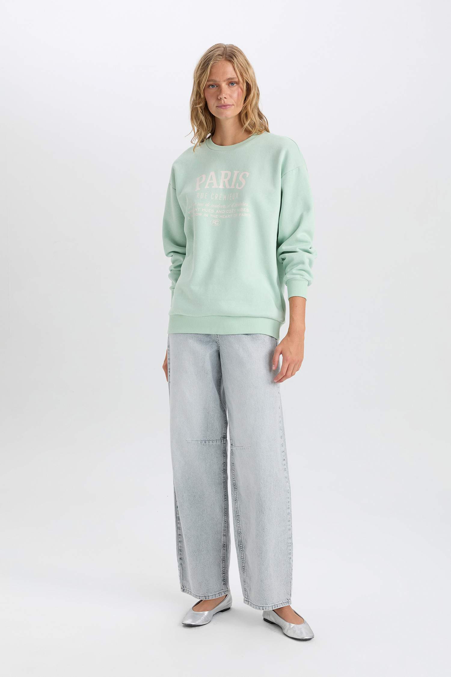 үлкен пішім слоган с мойын Свитер