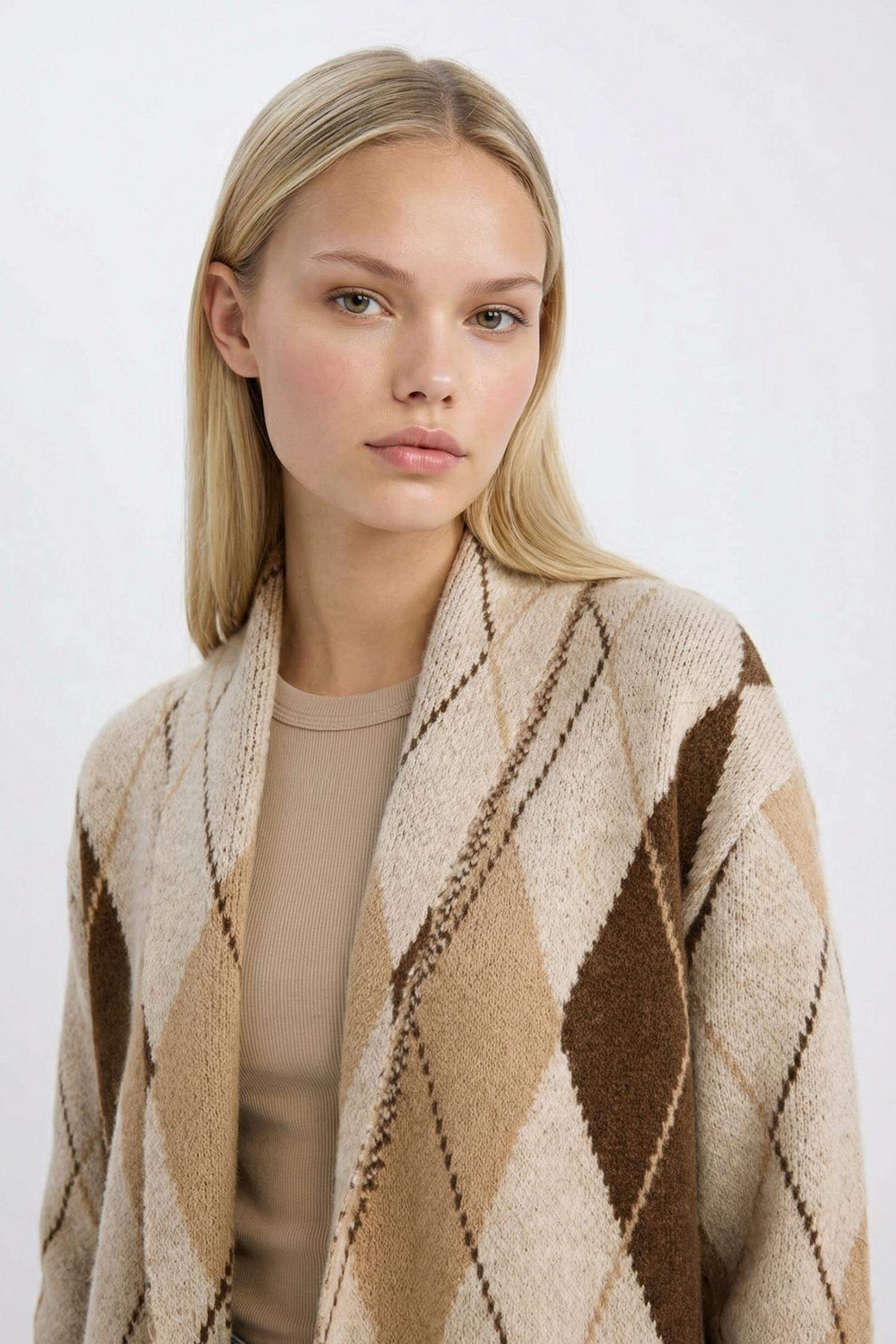 Relax Fit Şal Yaka Baklava Desenli Uzun Triko Hırka