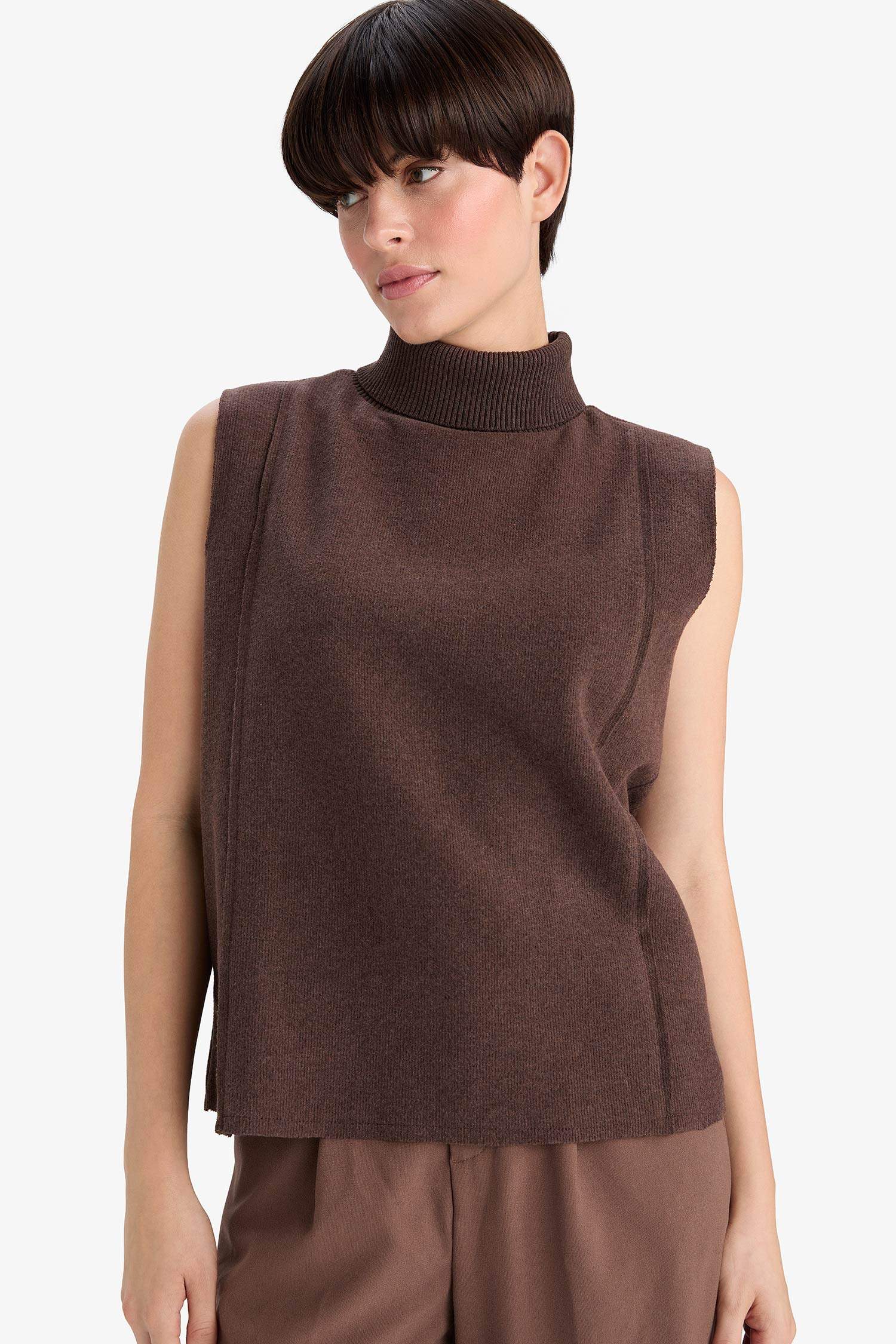 Regular Fit Turtleneck Tank Top