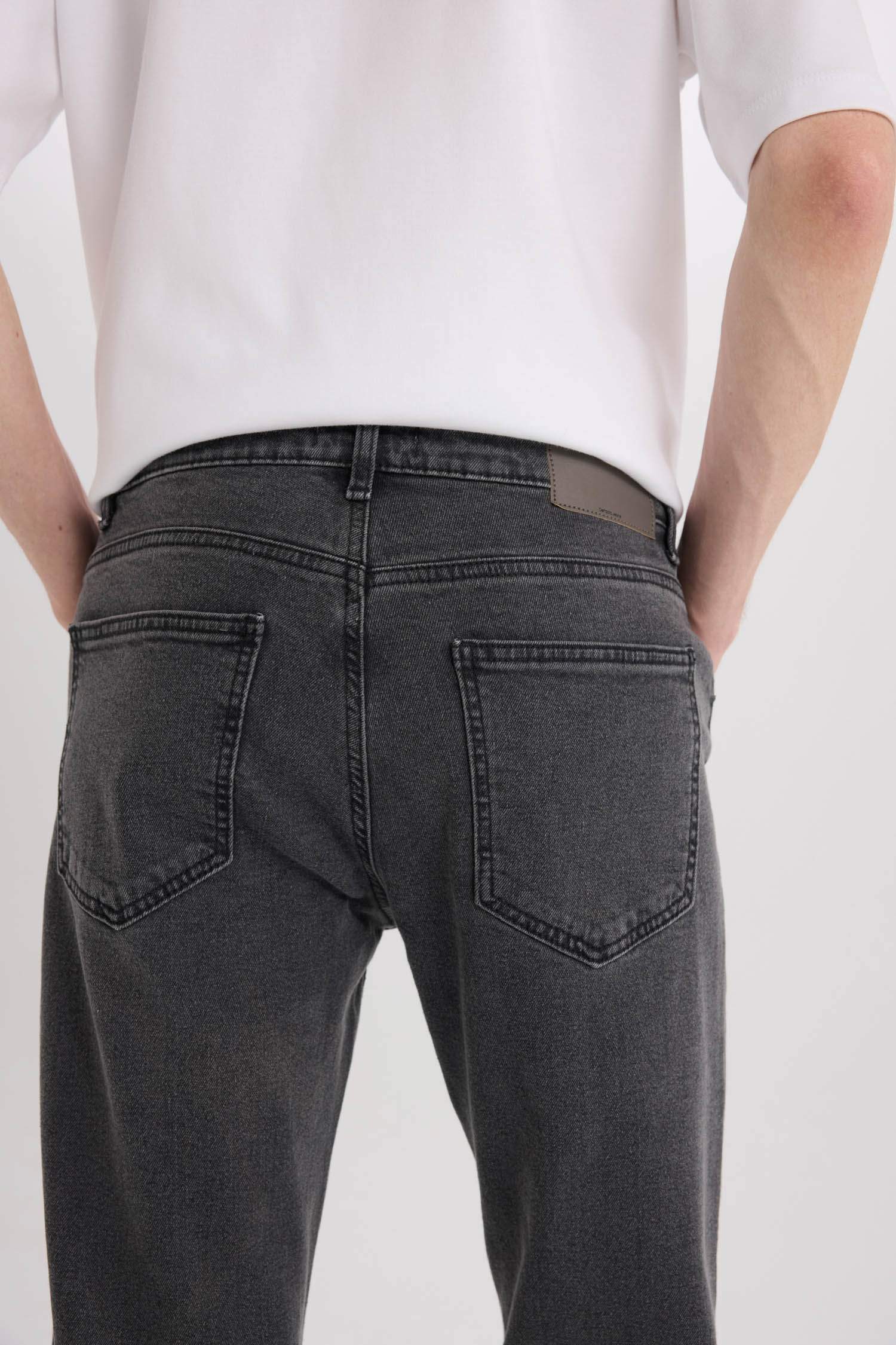 Sergio Regular Fit Regular Hem Denim Trousers