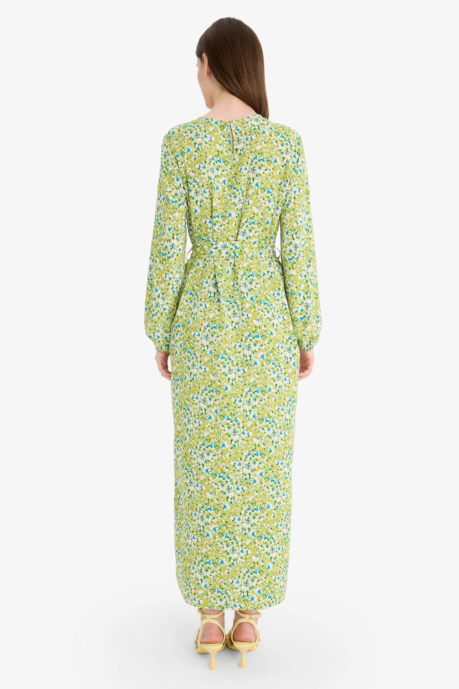 Regular Fit Bisiklet Yaka Çiçek Desenli Kuşaklı Uzun Kollu Maxi Elbise