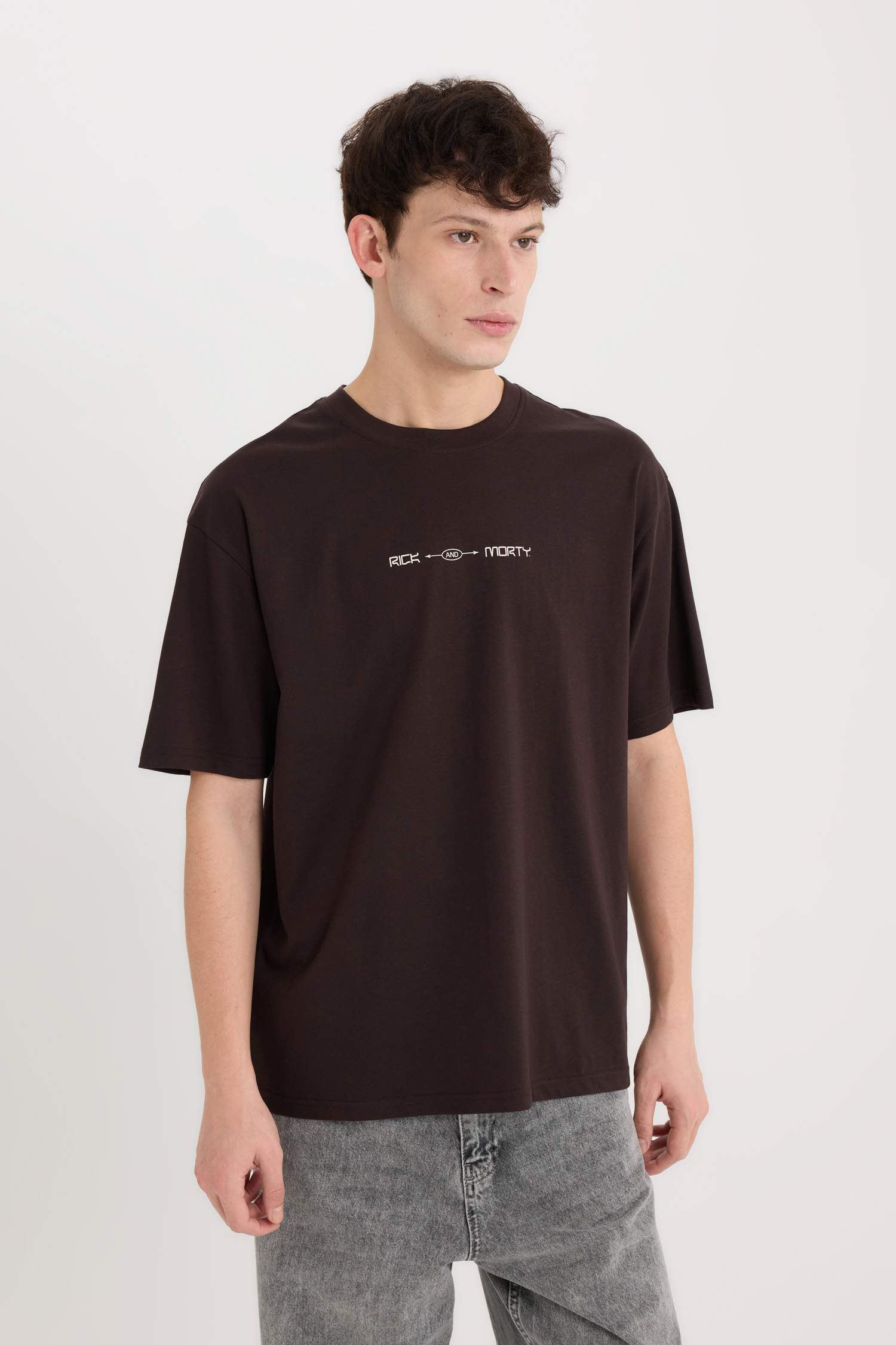 %100 Pamuk Rick and Morty Boxy Fit Bisiklet Yaka Sırt Baskılı Kısa Kollu Tişört