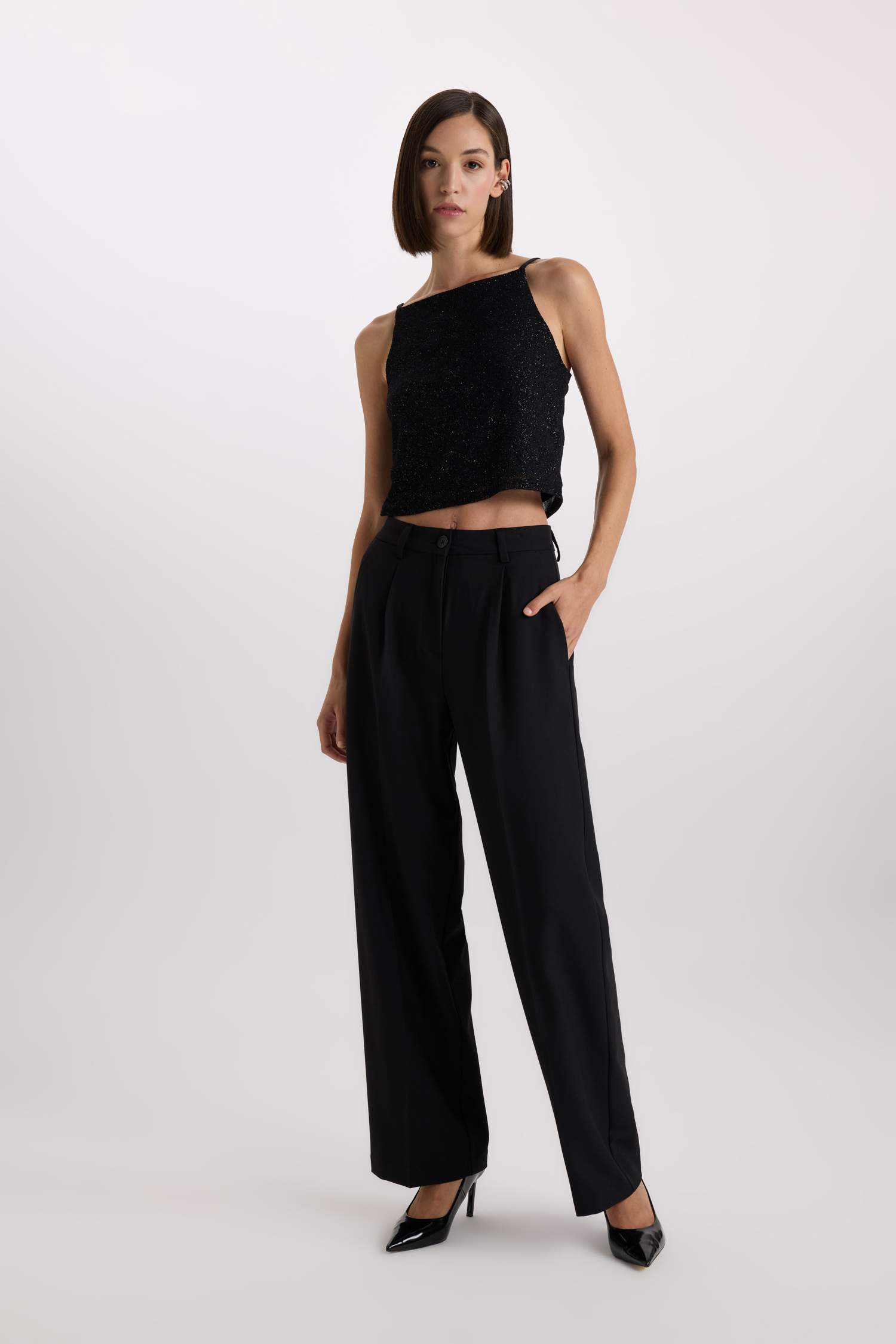 Slim Fit Embroidered Tulle U Collar Strappy Tank Top