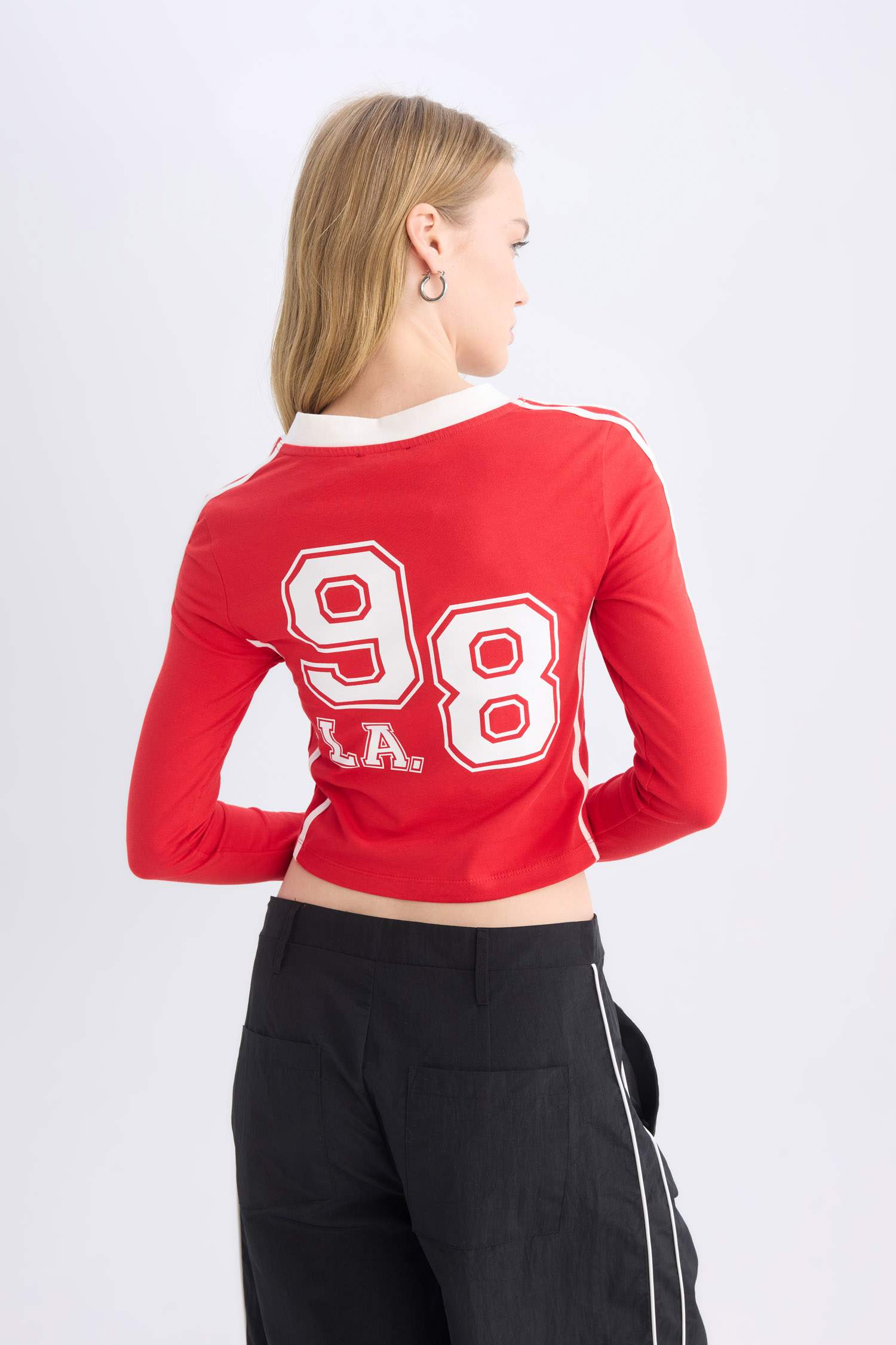 Fitted Back Printed Long Sleeve T-Shirt