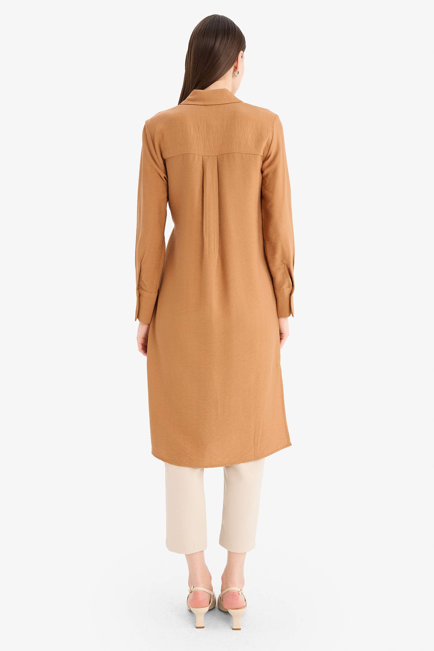 Regular Fit Gömlek Yaka Büzgülü Uzun Kollu Diz Altı Tesettür Tunik