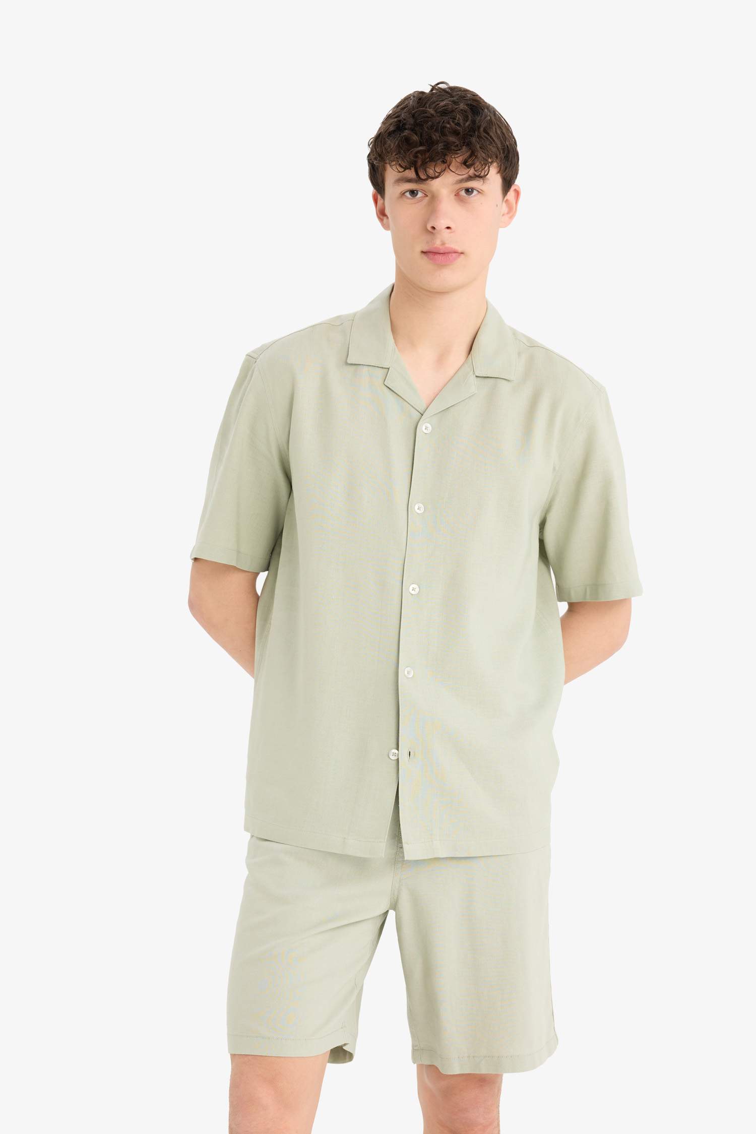 Relax Fit Polo Yaka Keten Karışımlı Kısa Kollu Gömlek