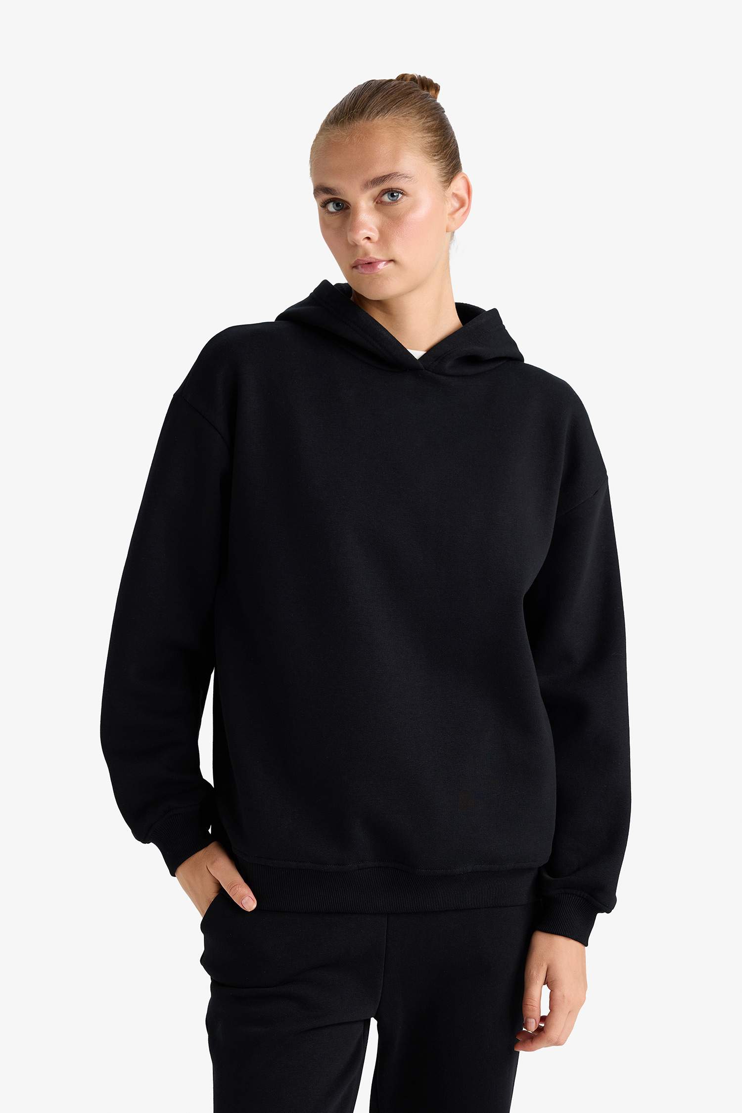 Relax Fit Hooded Basic Thick Fabric Sweatshirt