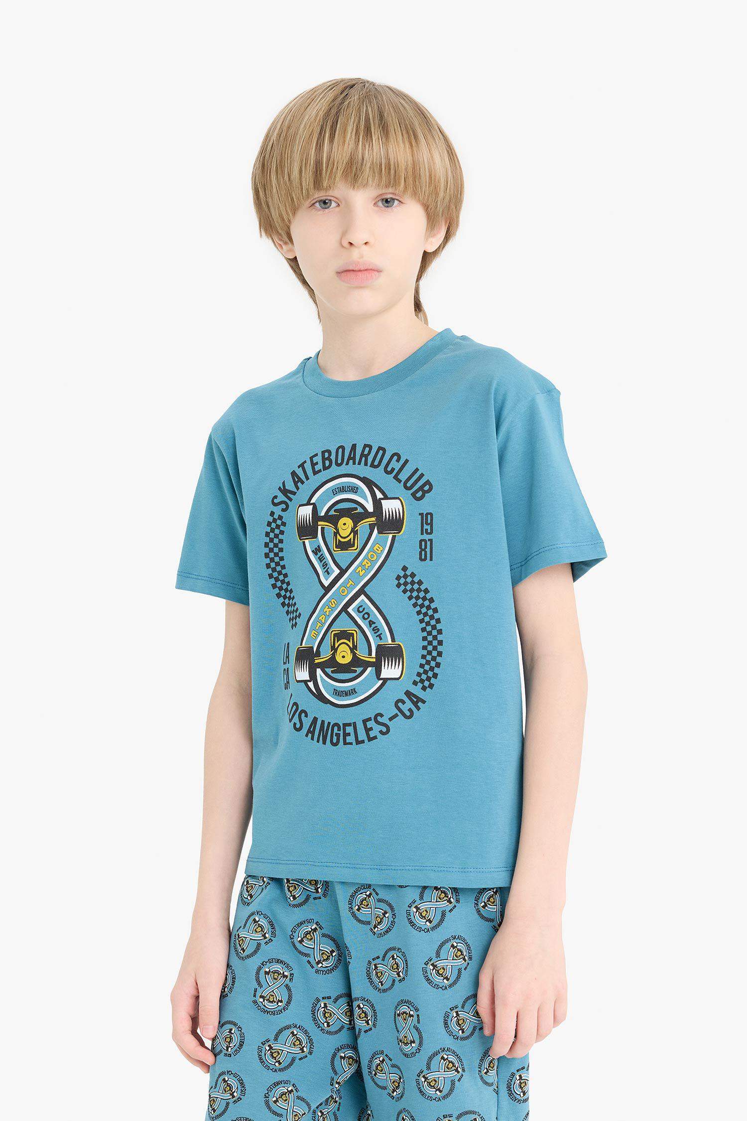 Пижама для мальчика с рисунком, с коротким рукавом и шортами