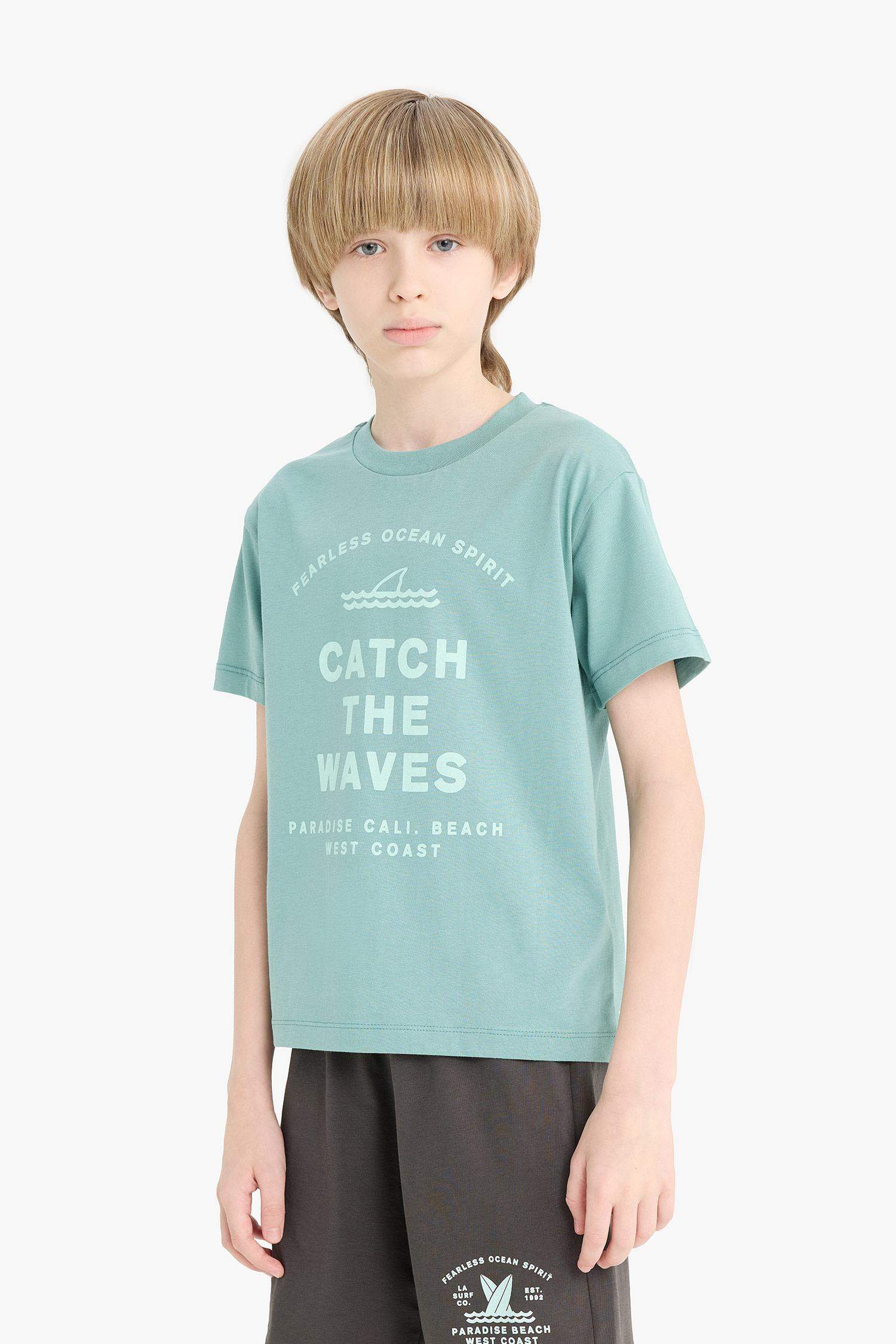 Erkek Çocuk Pijama Takımı Baskılı Kısa Kollu Üst Beli Lastikli Şort