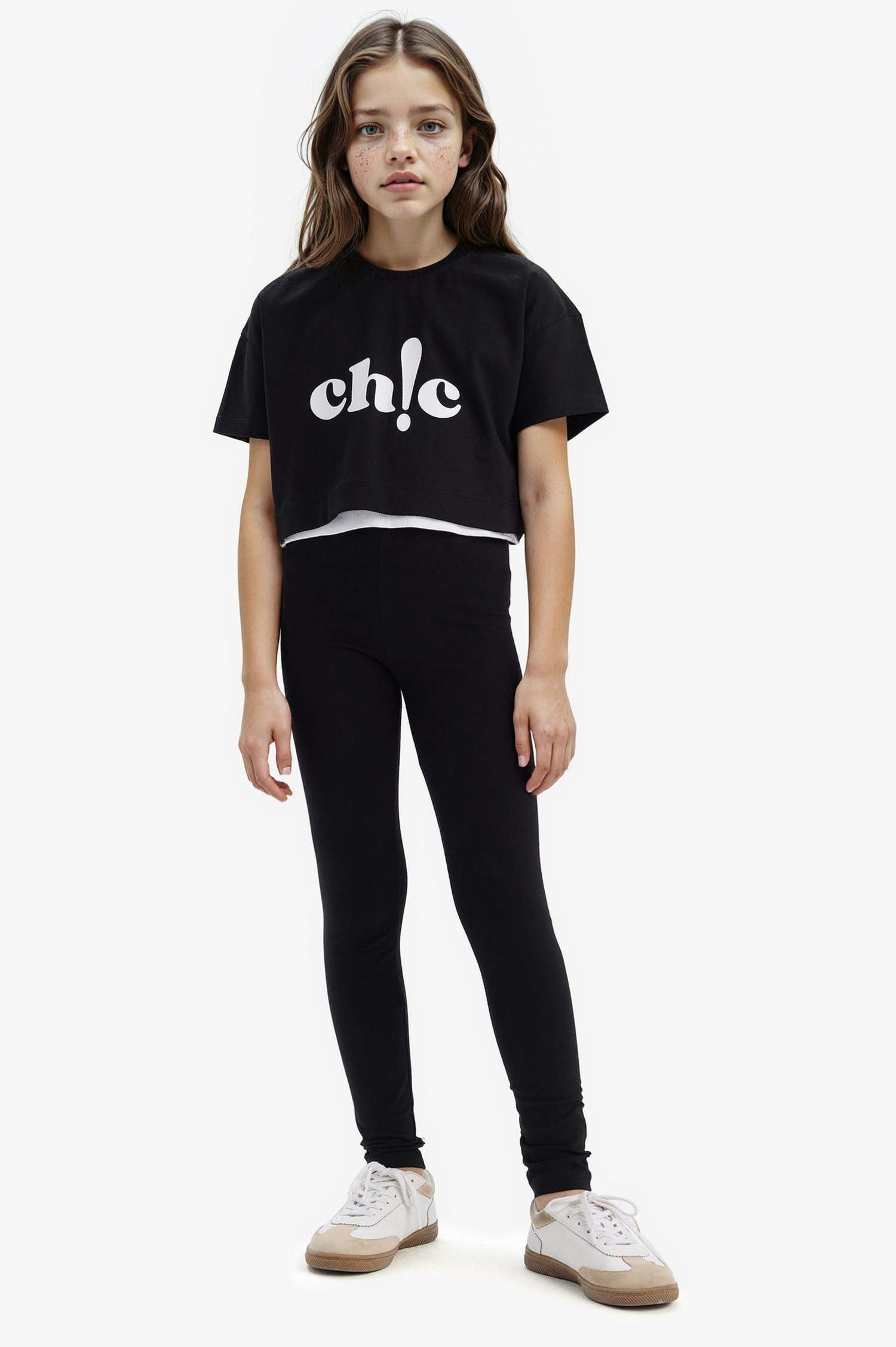 تيشيرت بنات نص كم مطبوع برقبة مستديرة