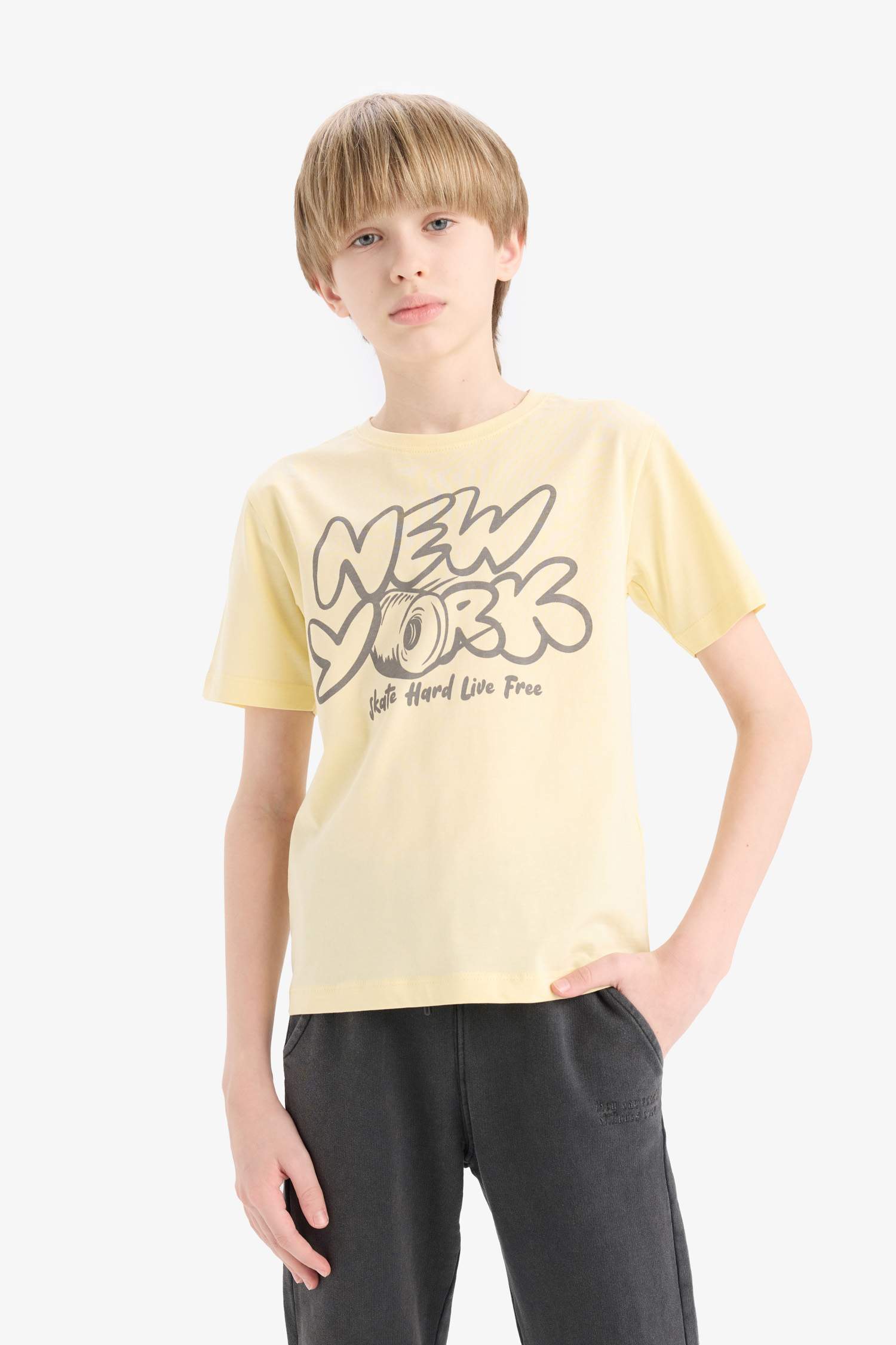 Erkek Çocuk Bisiklet Yaka Baskılı Kısa Kollu Tişört