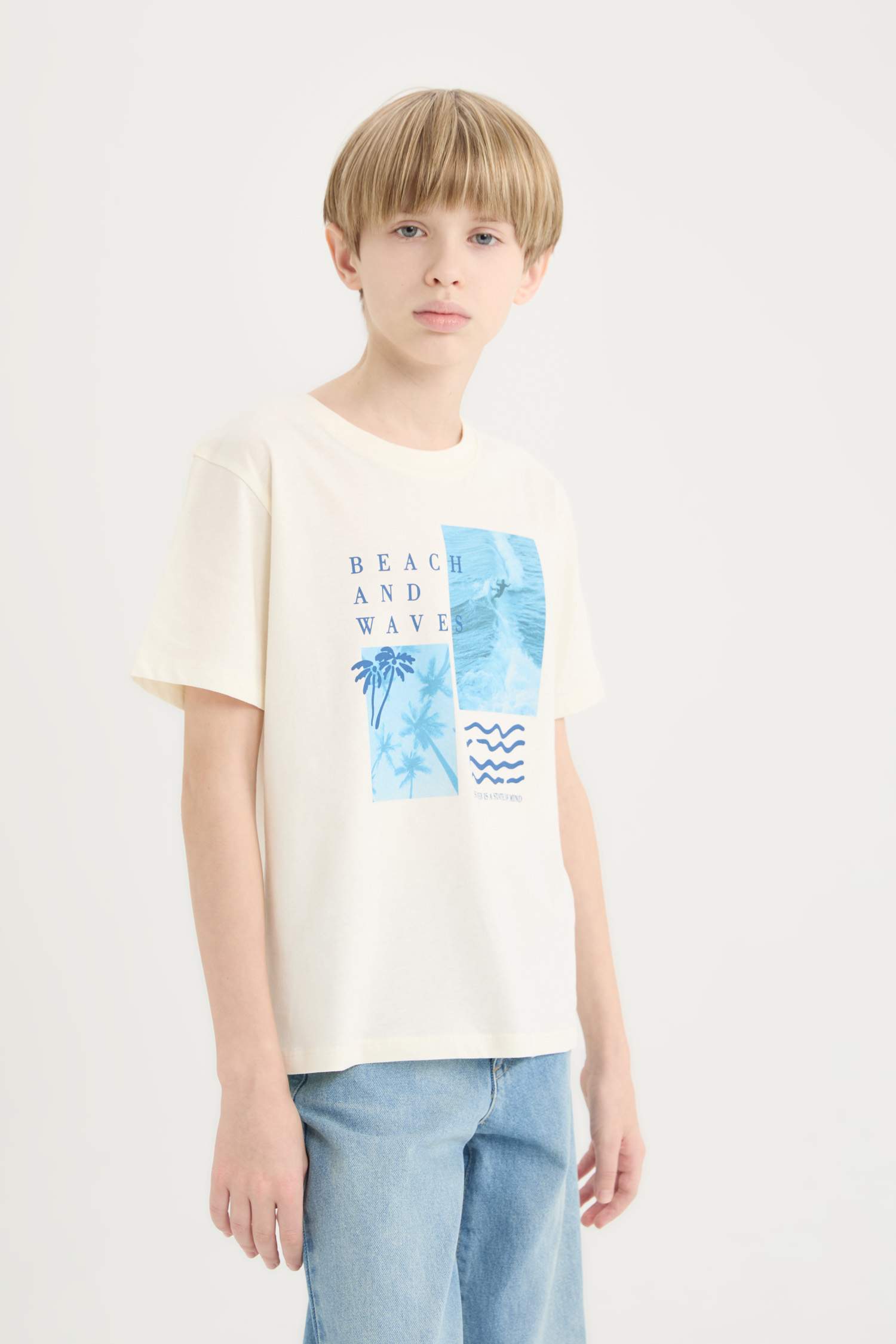 تيشيرت أولاد مطبوع قصة عادية برقبة مستديرة