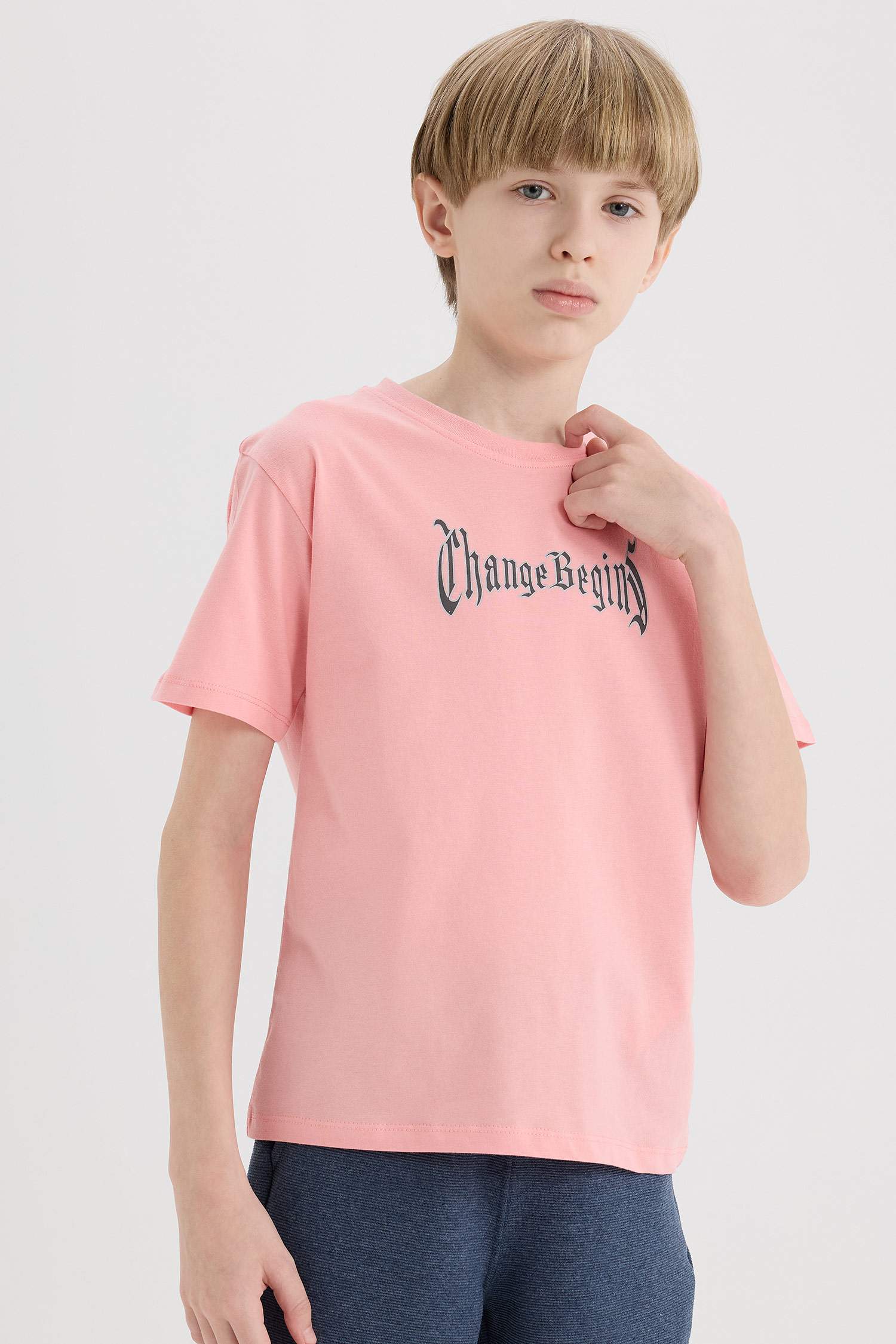 Boy New Regular Fit Crew Neck Printed T-Shirt