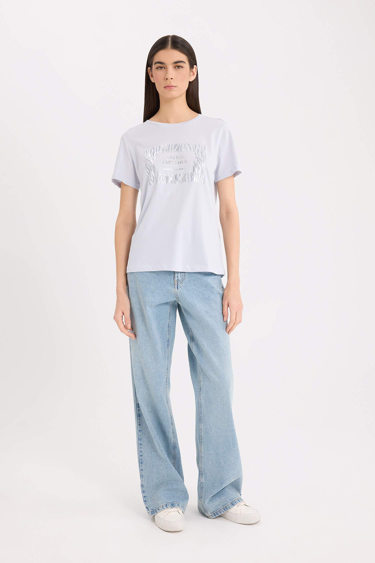 дөңгелек жаға гүл Қысқа жеңді футболка