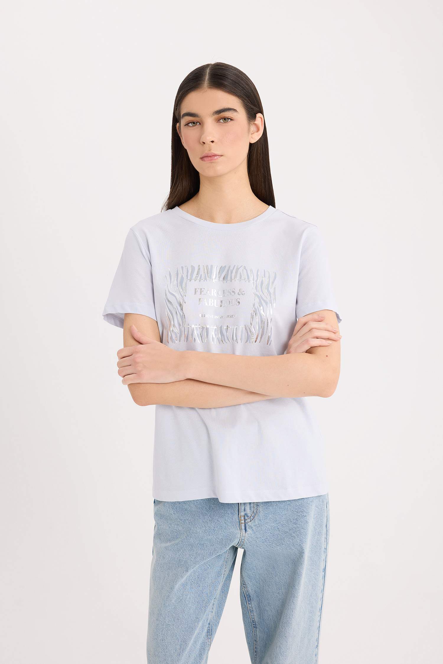 дөңгелек жаға гүл Қысқа жеңді футболка