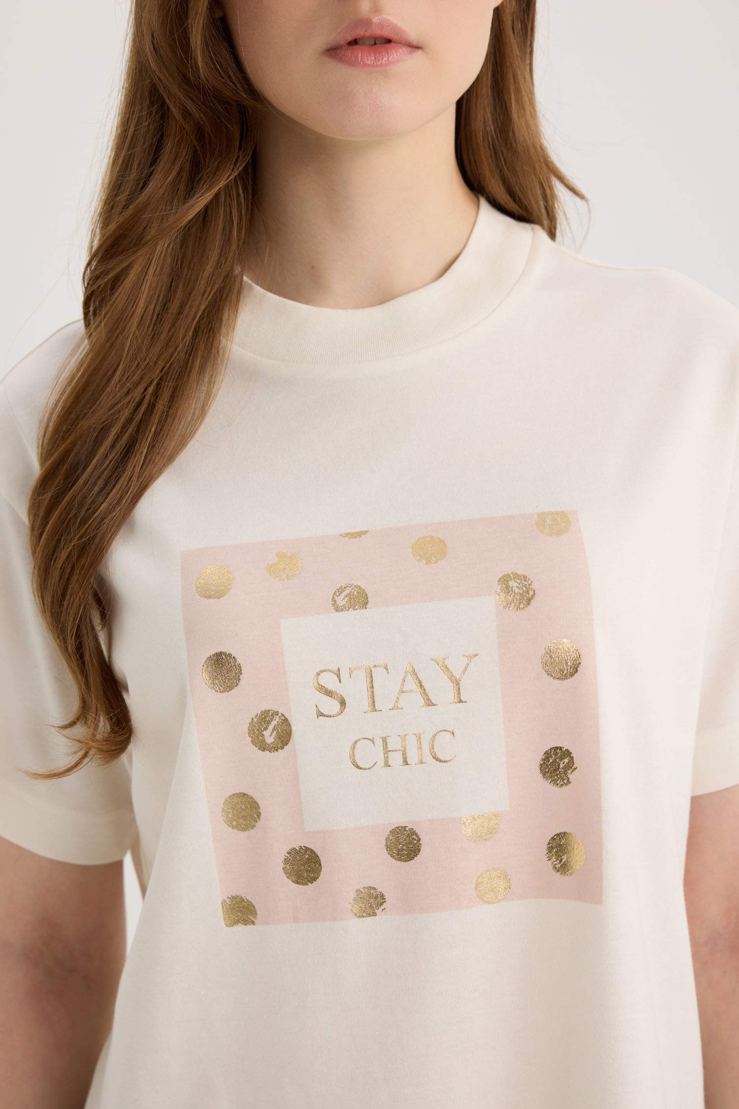 تيشيرت طويل مطبوع قصة مريحة بياخة مستديرة