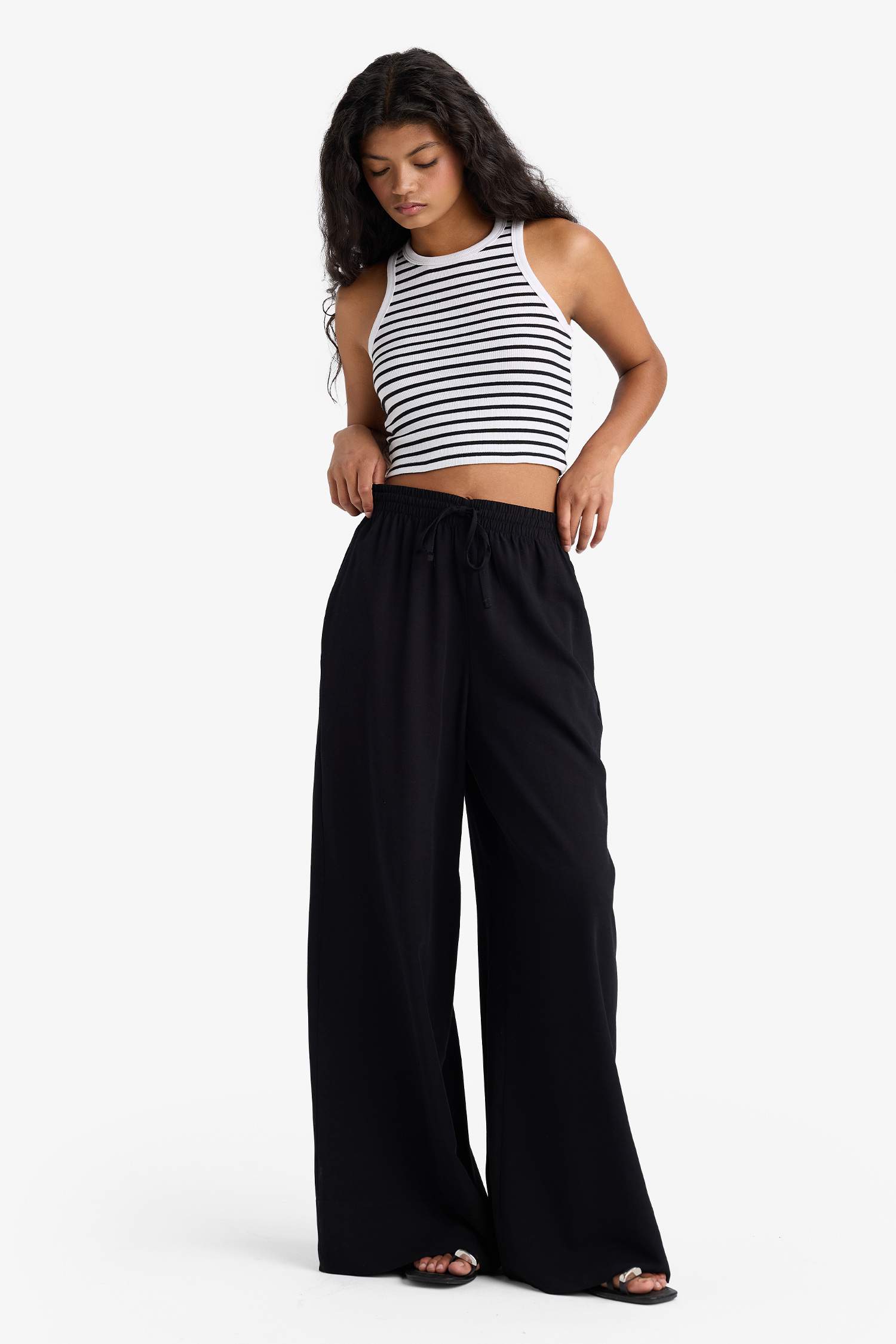 Wide Leg Linen Blended Trousers