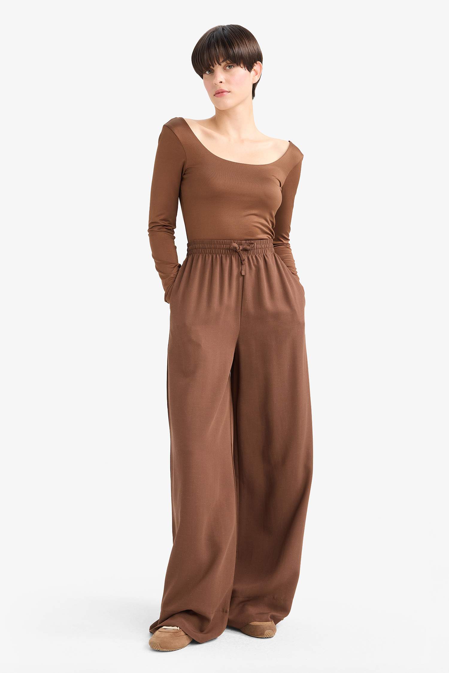 Wide Leg Linen Blended Trousers